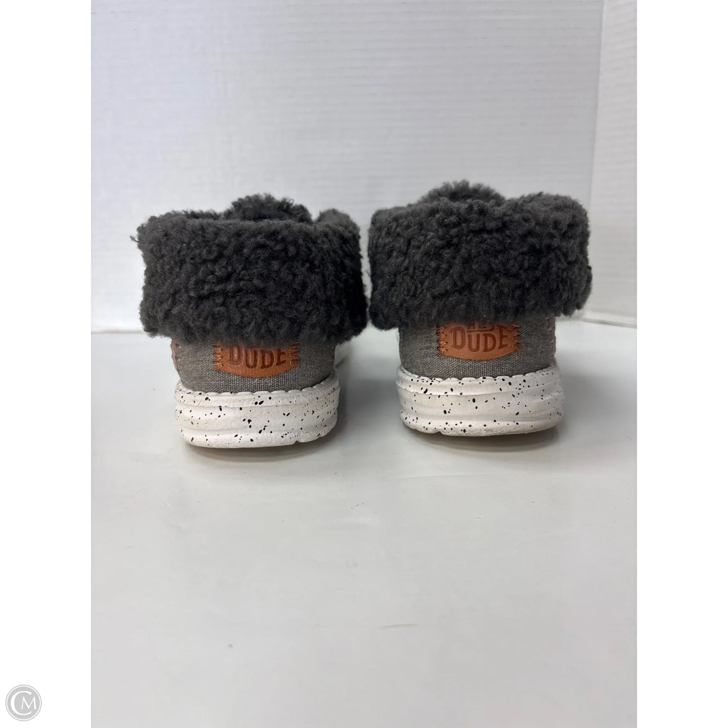 Shoes Flats By Hey Dude In Grey, Size: 7