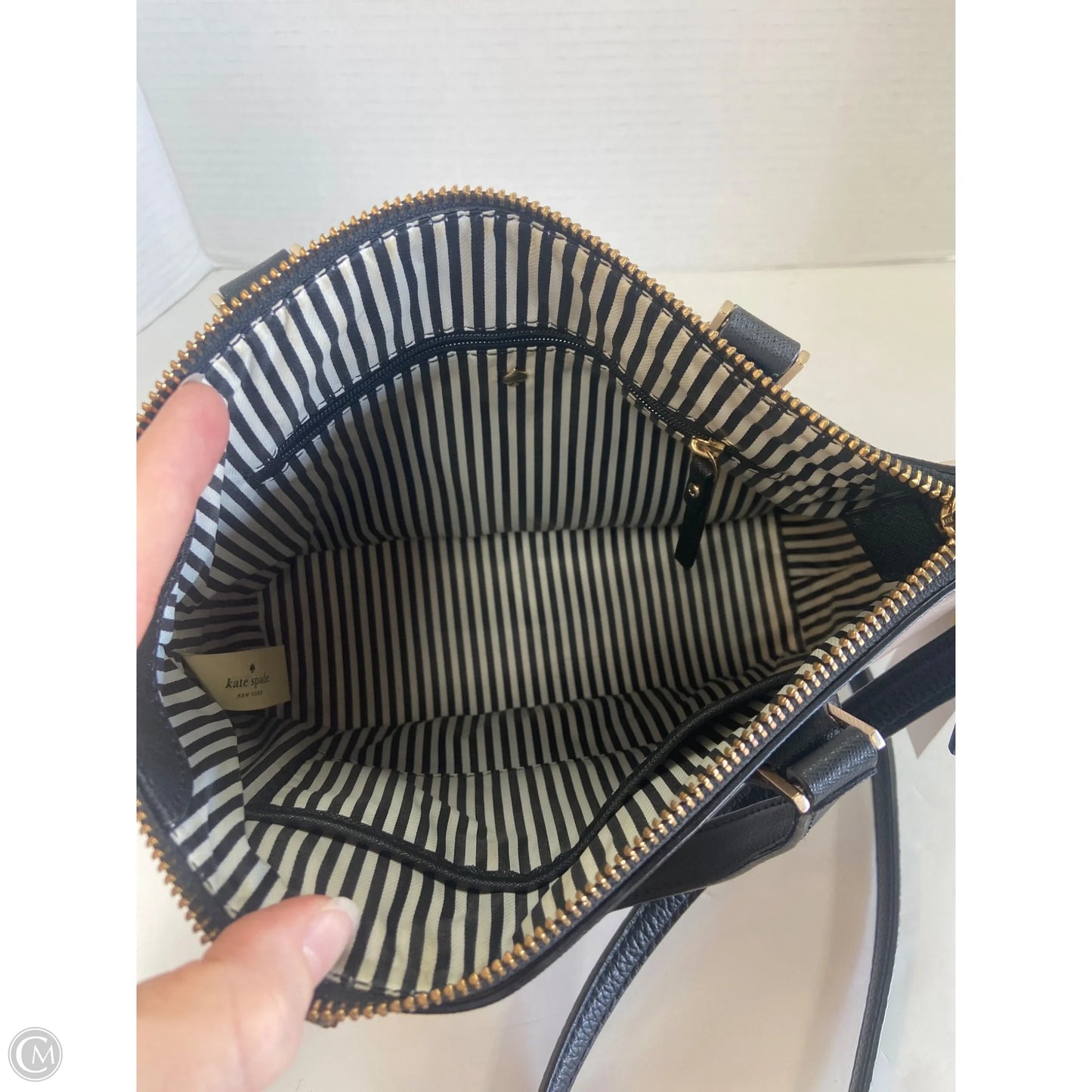 Crossbody Designer By Kate Spade, Size: Medium