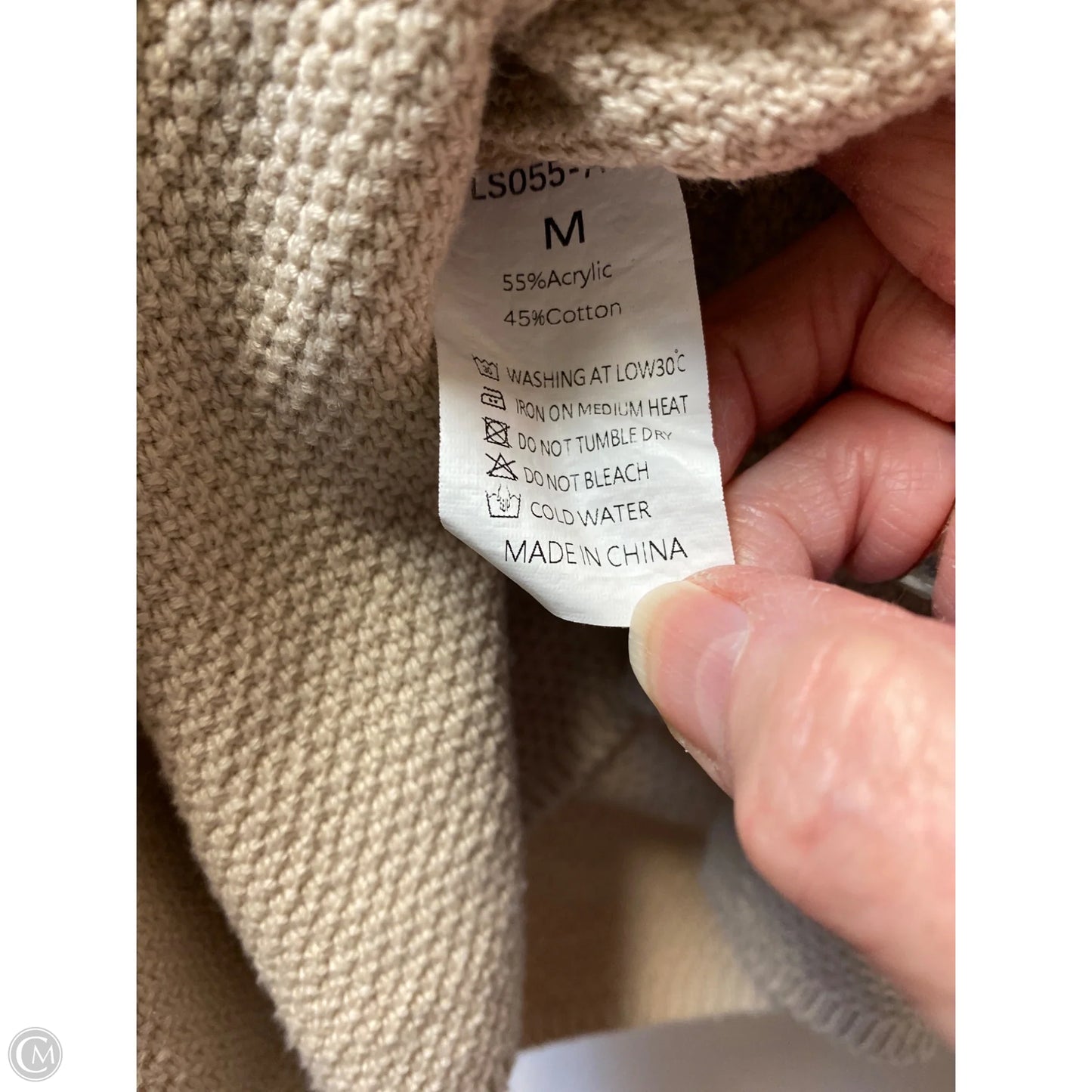 Sweater By Clothes Mentor In Tan, Size: M