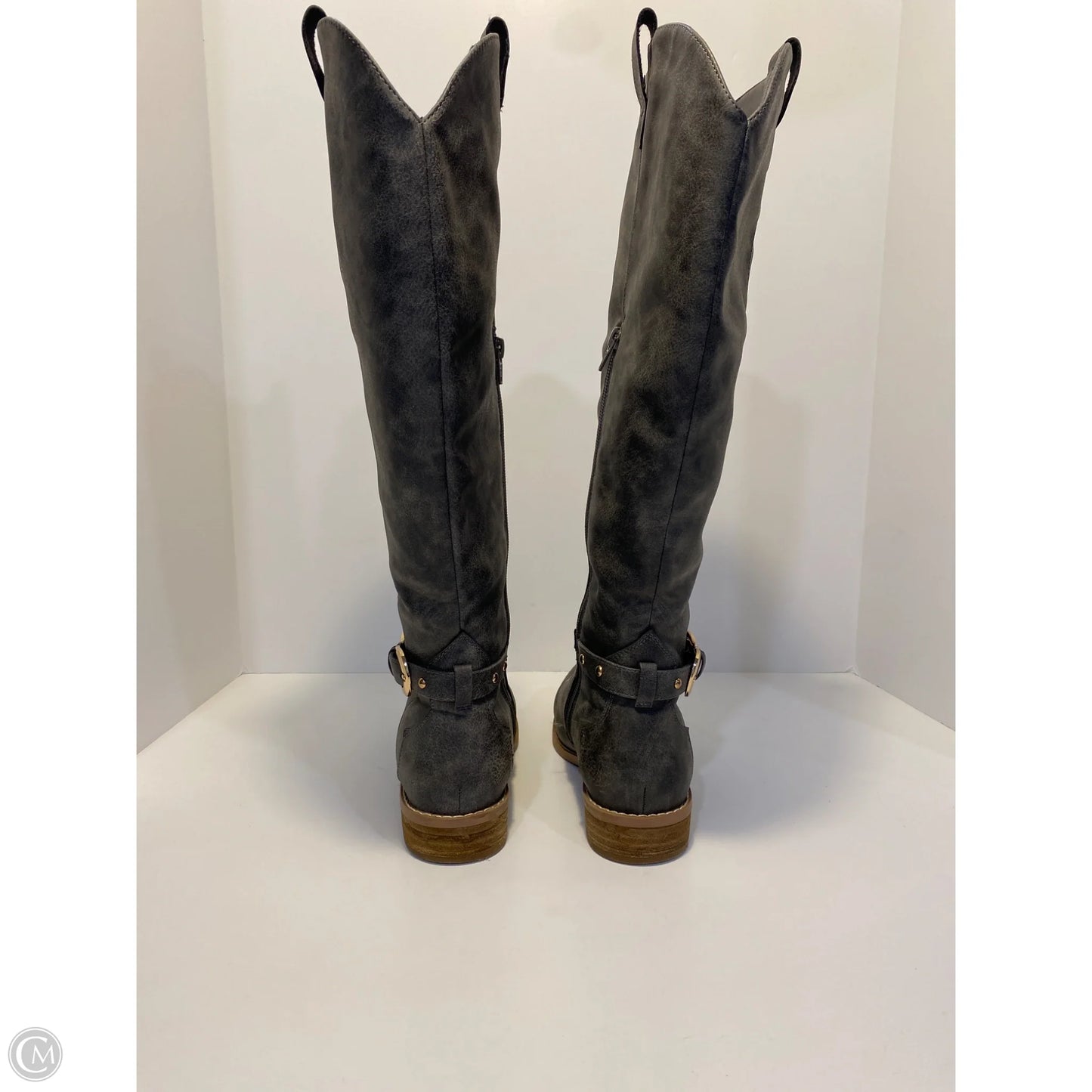 Boot's By Clothes Mentor In Grey, Size: 8
