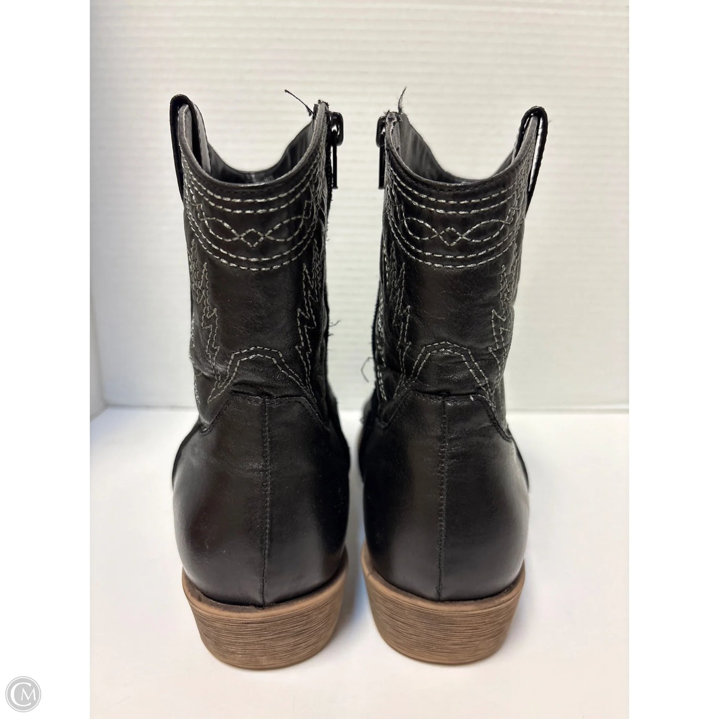 Boots Ankle Heels By Clothes Mentor In Black, Size: 8