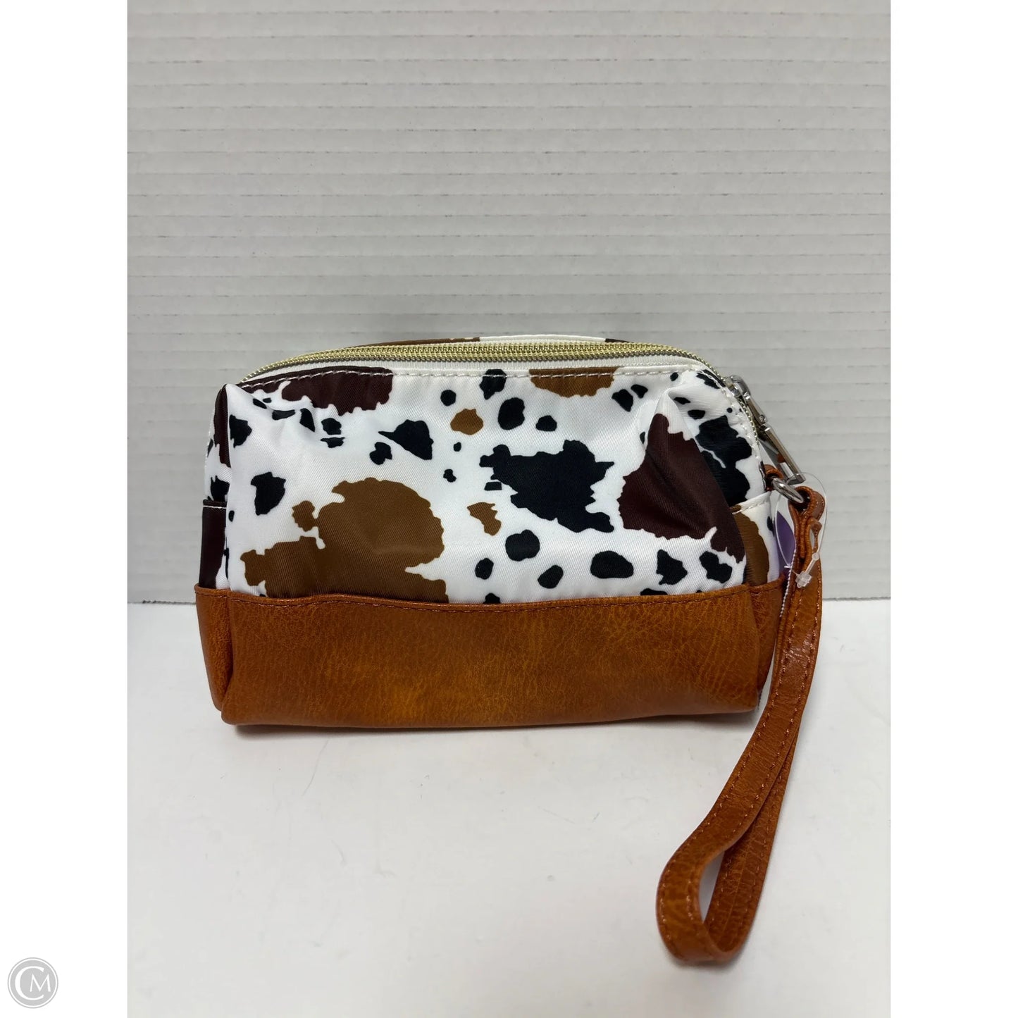 Wristlet By Clothes Mentor, Size: Medium