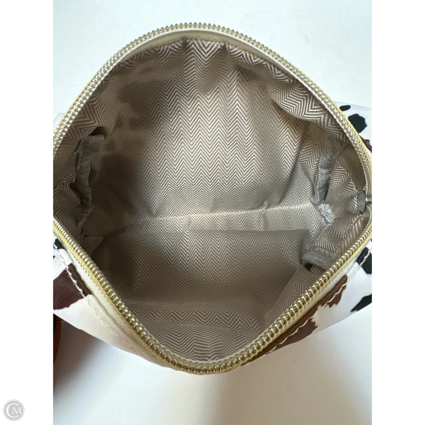 Wristlet By Clothes Mentor, Size: Medium