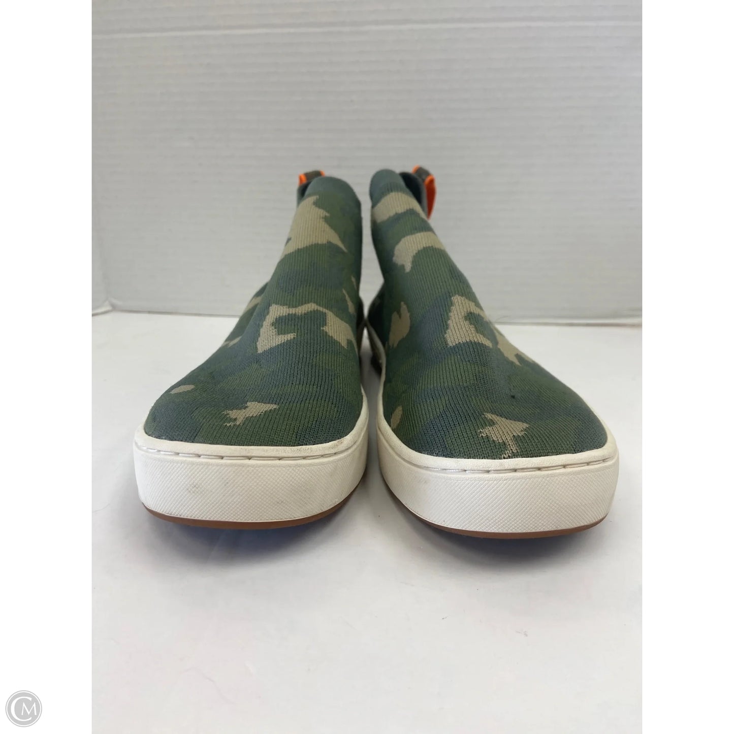 Shoes Sneakers By L.l. Bean In Green, Size: 9