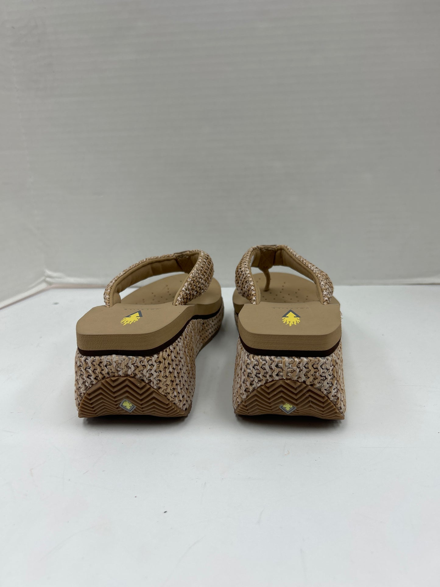 Sandals Flats By Volatile Size: 8
