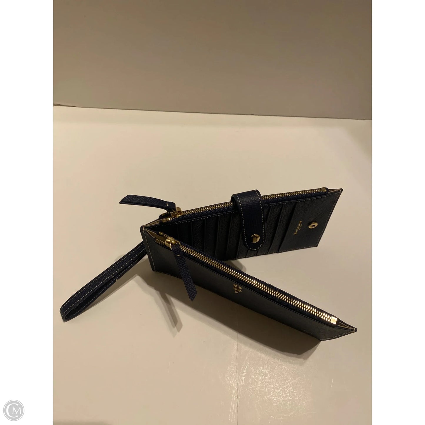 Wallet By Clothes Mentor, Size: Large