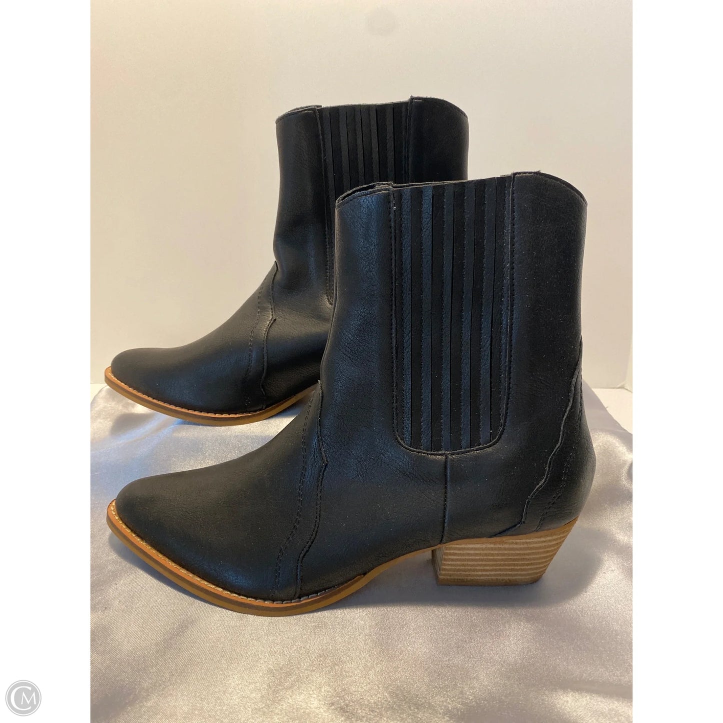 Boots Western By Clothes Mentor In Black, Size: 10