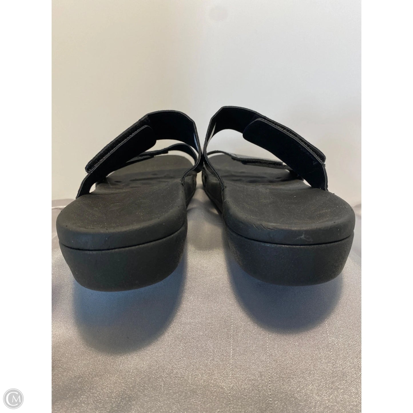 Sandals Flats By Cmf In Black, Size: 9.5