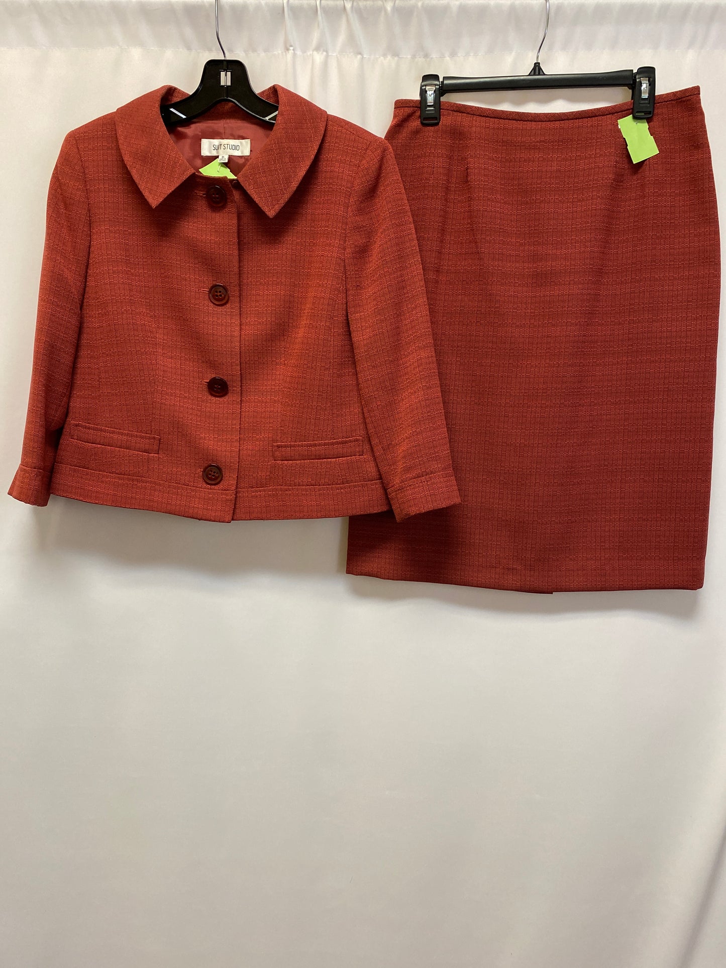 Skirt Suit 2pc By Clothes Mentor Size: 10