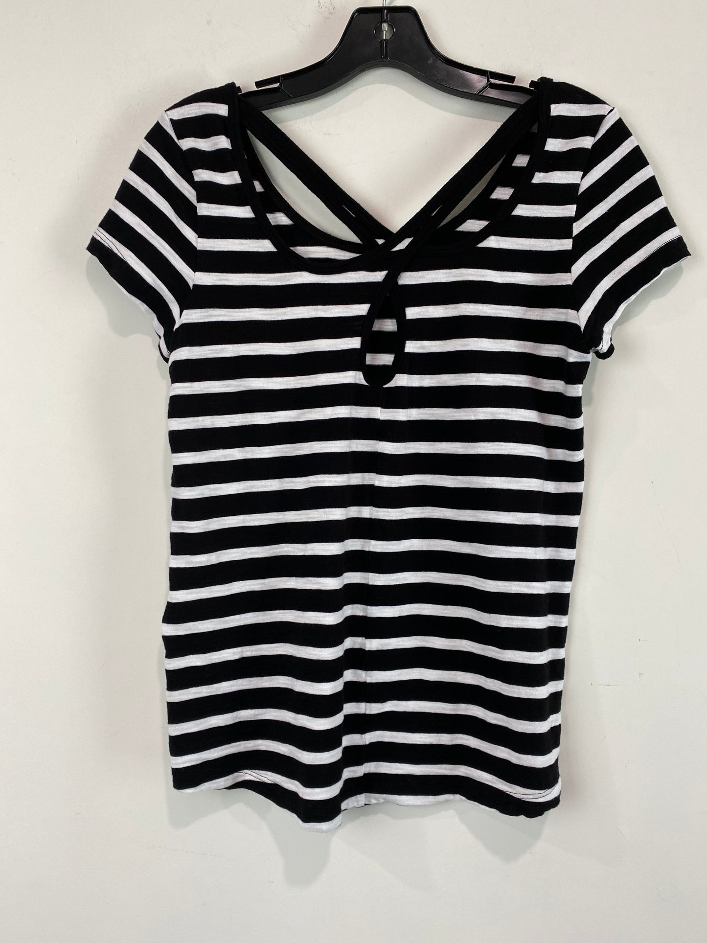 Top Short Sleeve By White House Black Market Size: S