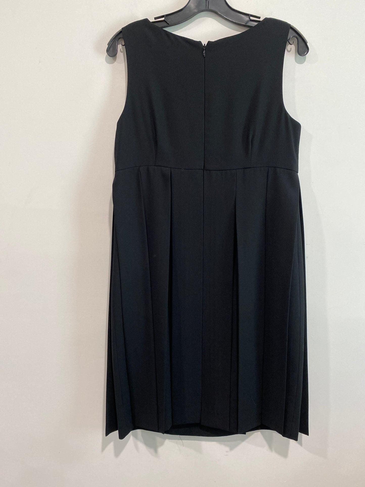 Dress Casual Midi By Cabi Size: M