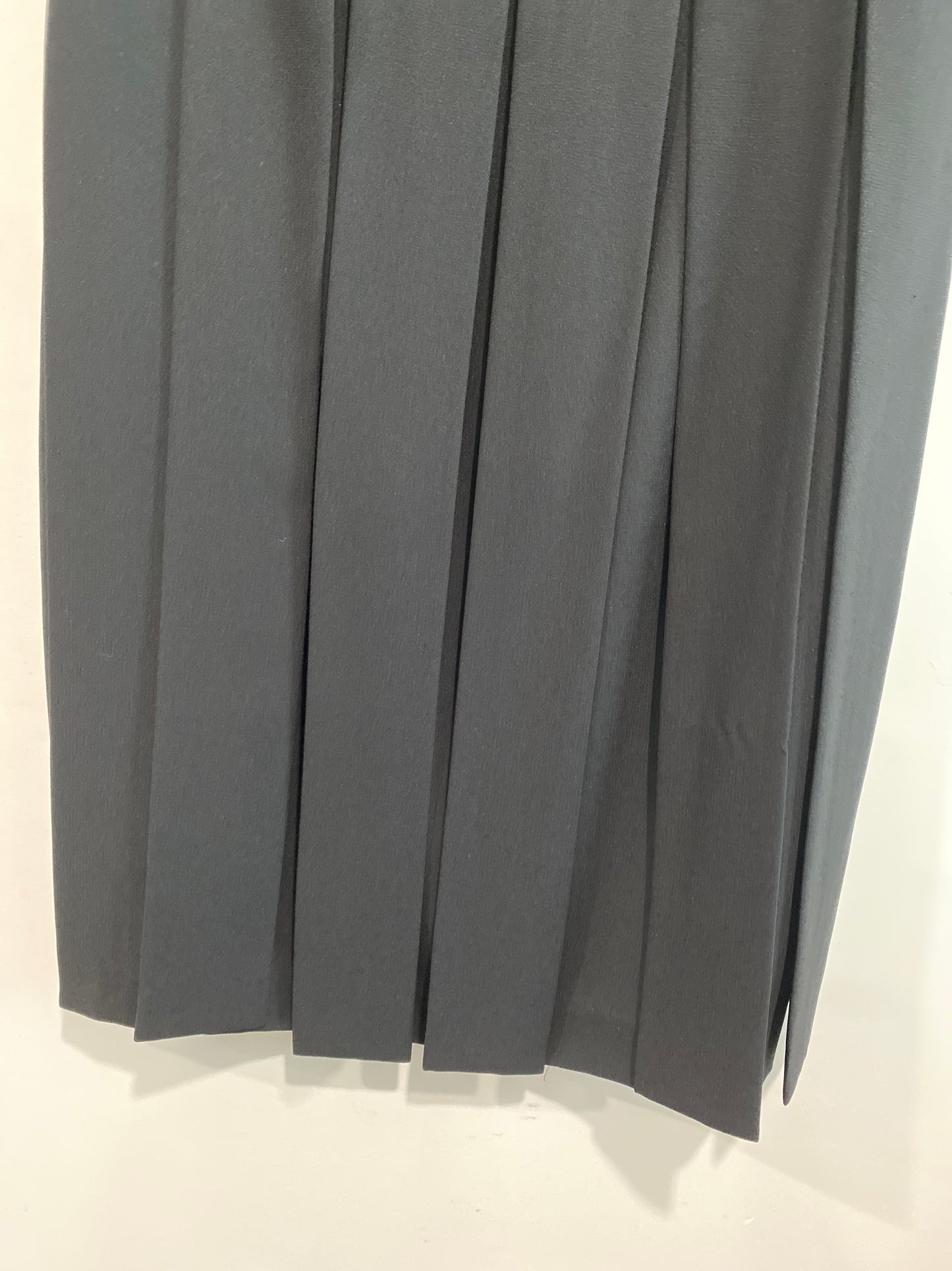 Dress Casual Midi By Cabi Size: M