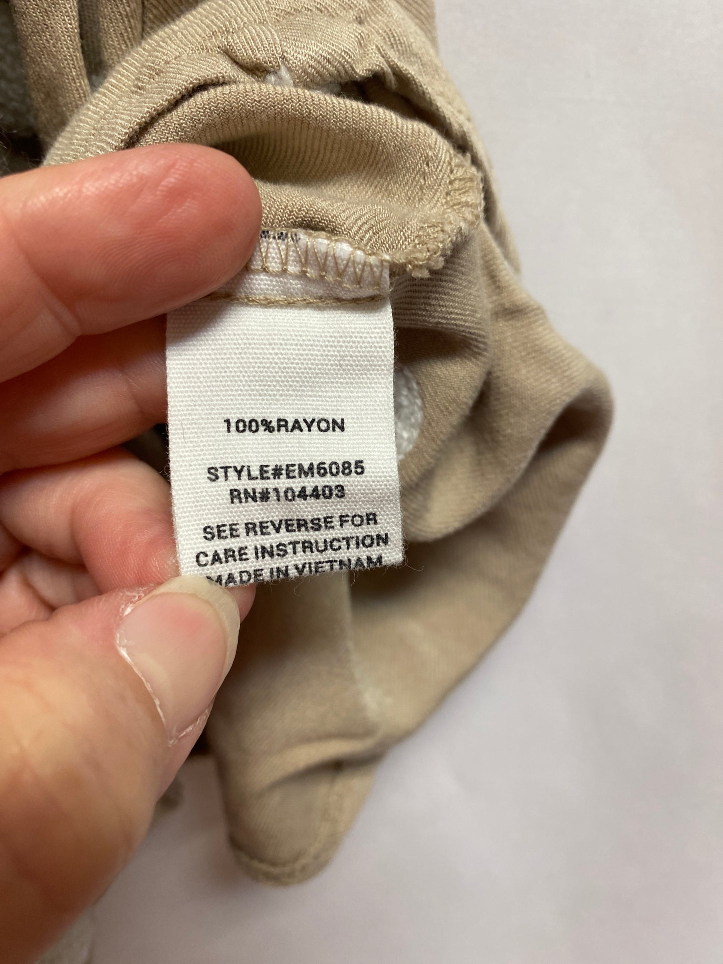 Tank Top By Clothes Mentor In Beige, Size: S