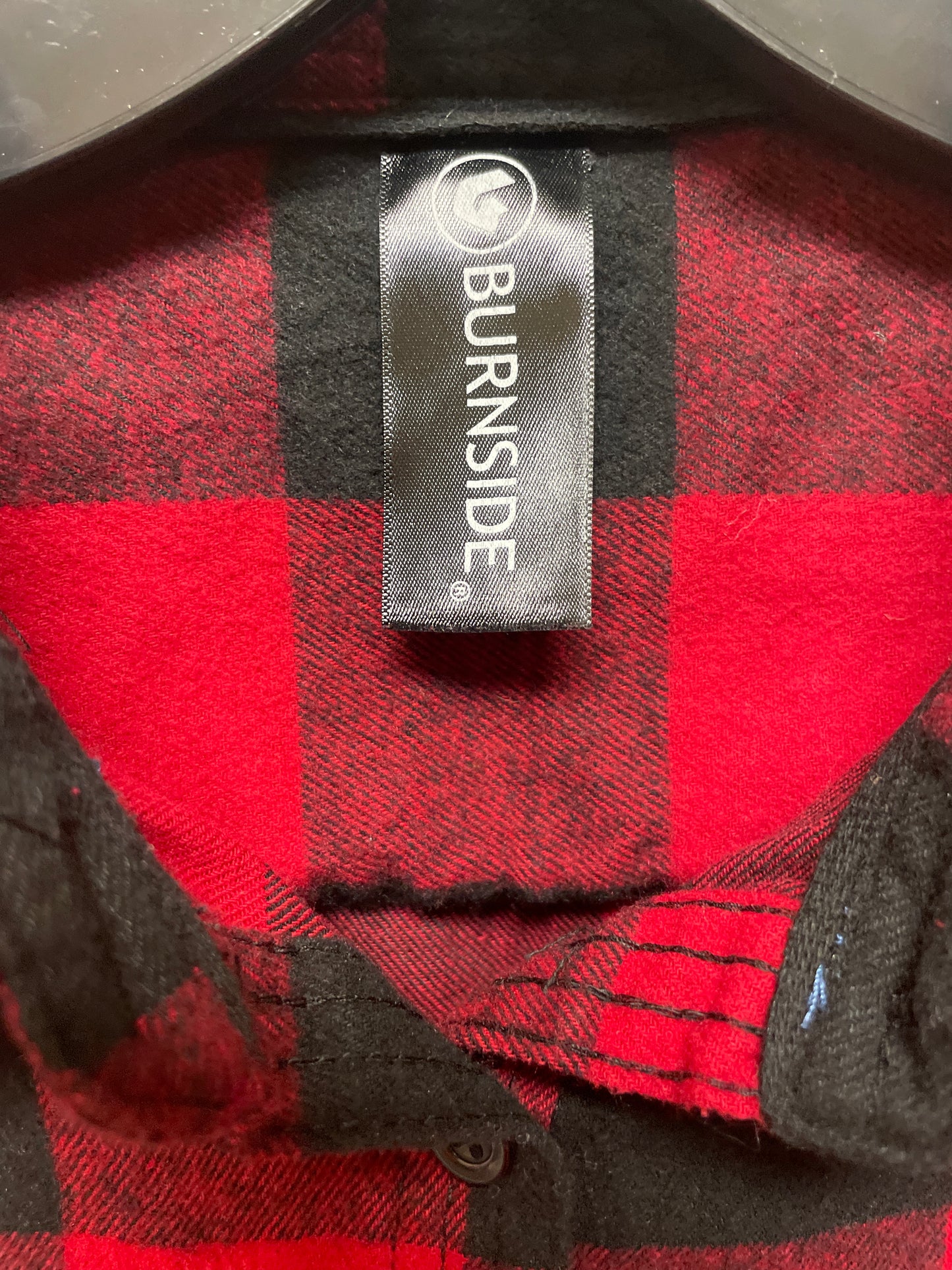 Top Long Sleeve By Clothes Mentor In Black & Red, Size: M