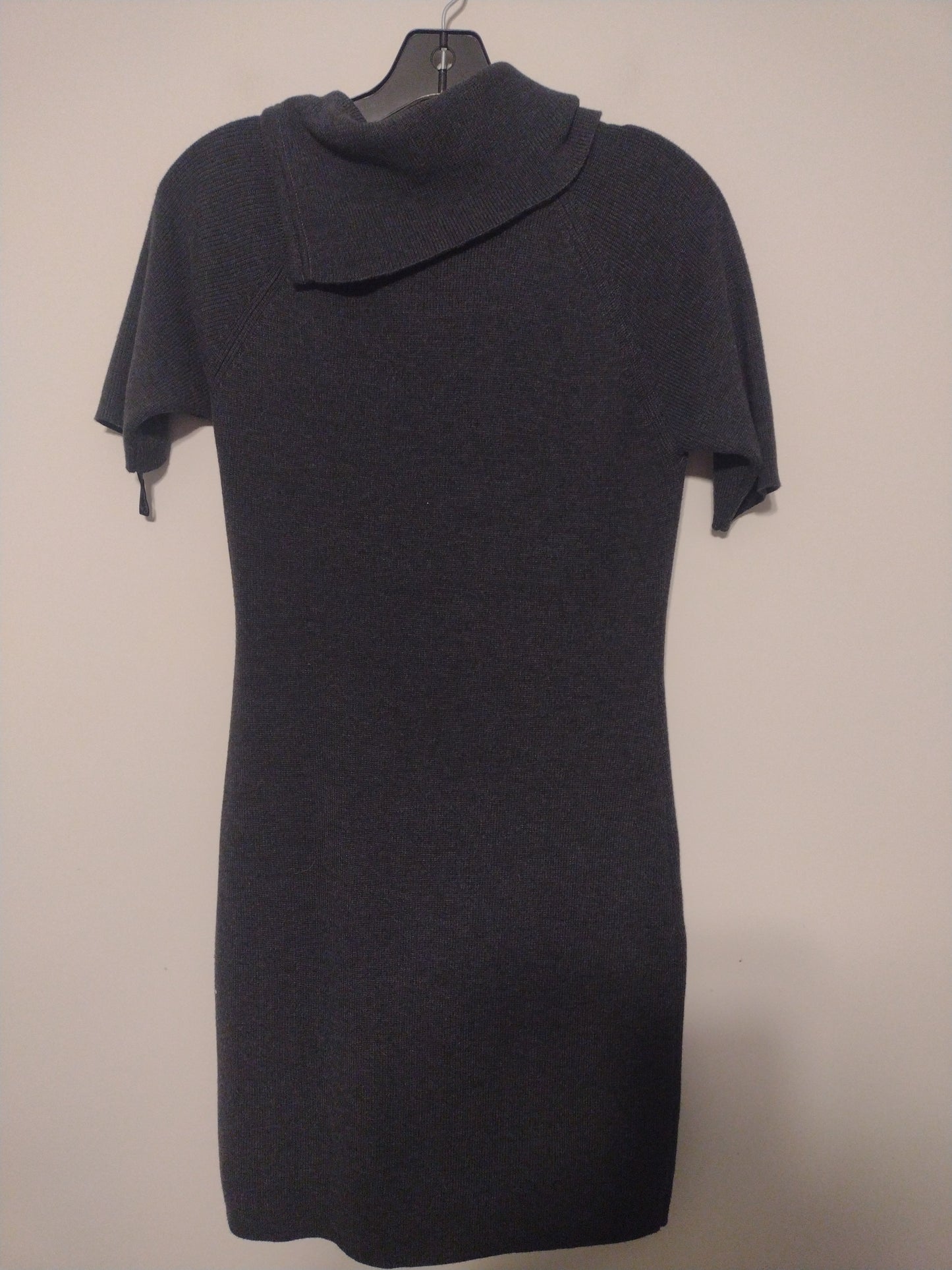 Dress Casual Midi By Calvin Klein Size: S