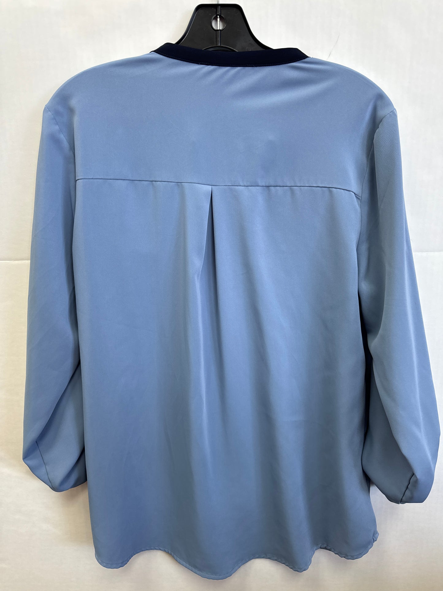 Top Long Sleeve By Clothes Mentor  Size: M