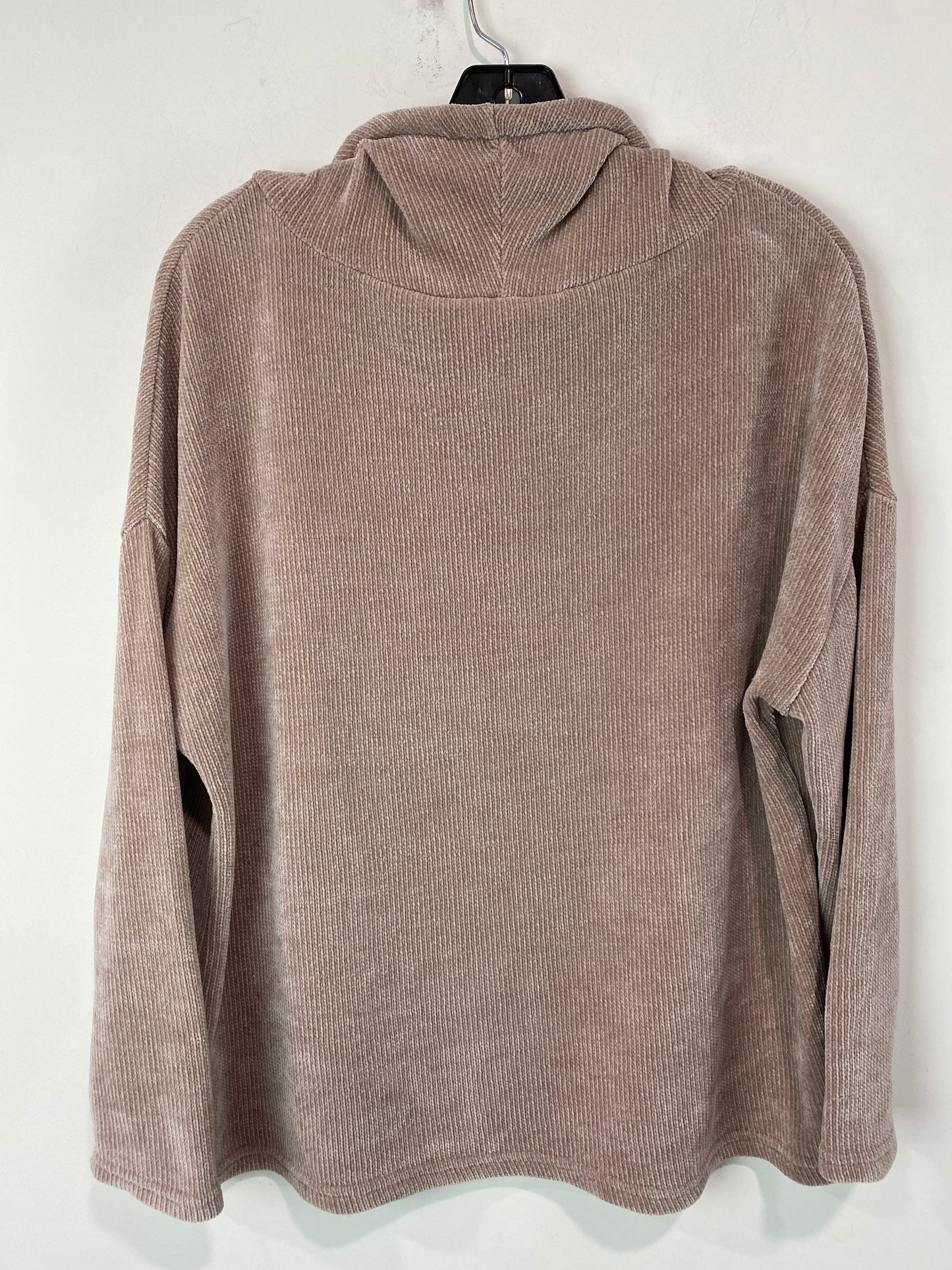 Top Long Sleeve By Clothes Mentor  Size: M