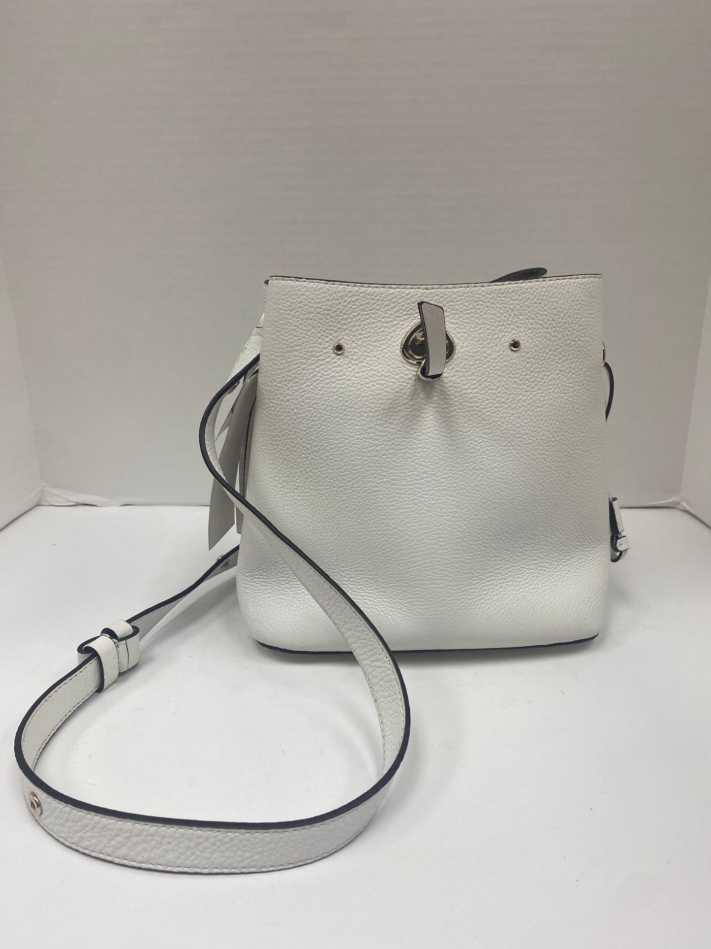 Handbag Designer By Kate Spade  Size: Medium