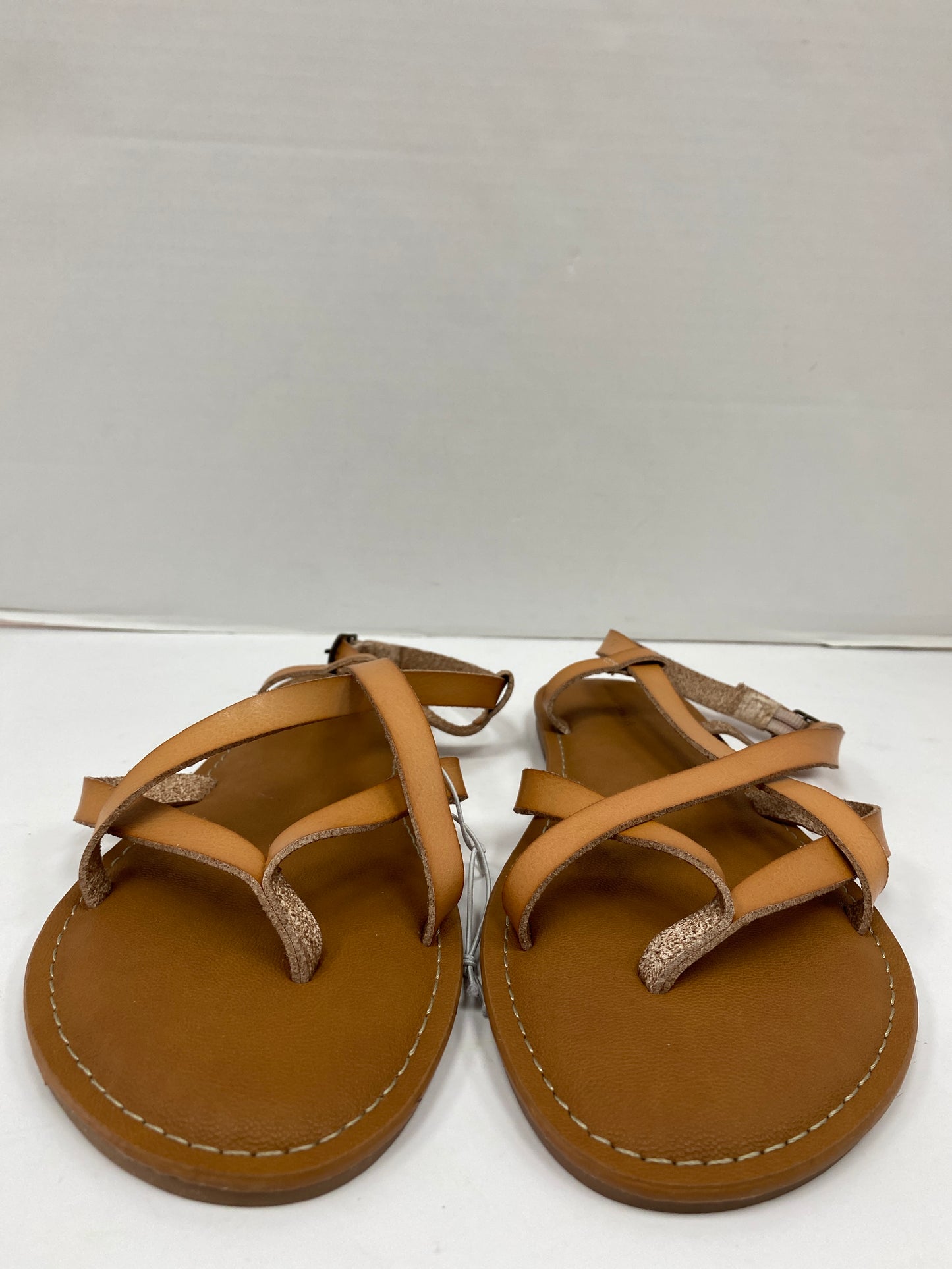 Sandals Flats By Amazon Essentials  Size: 9.5