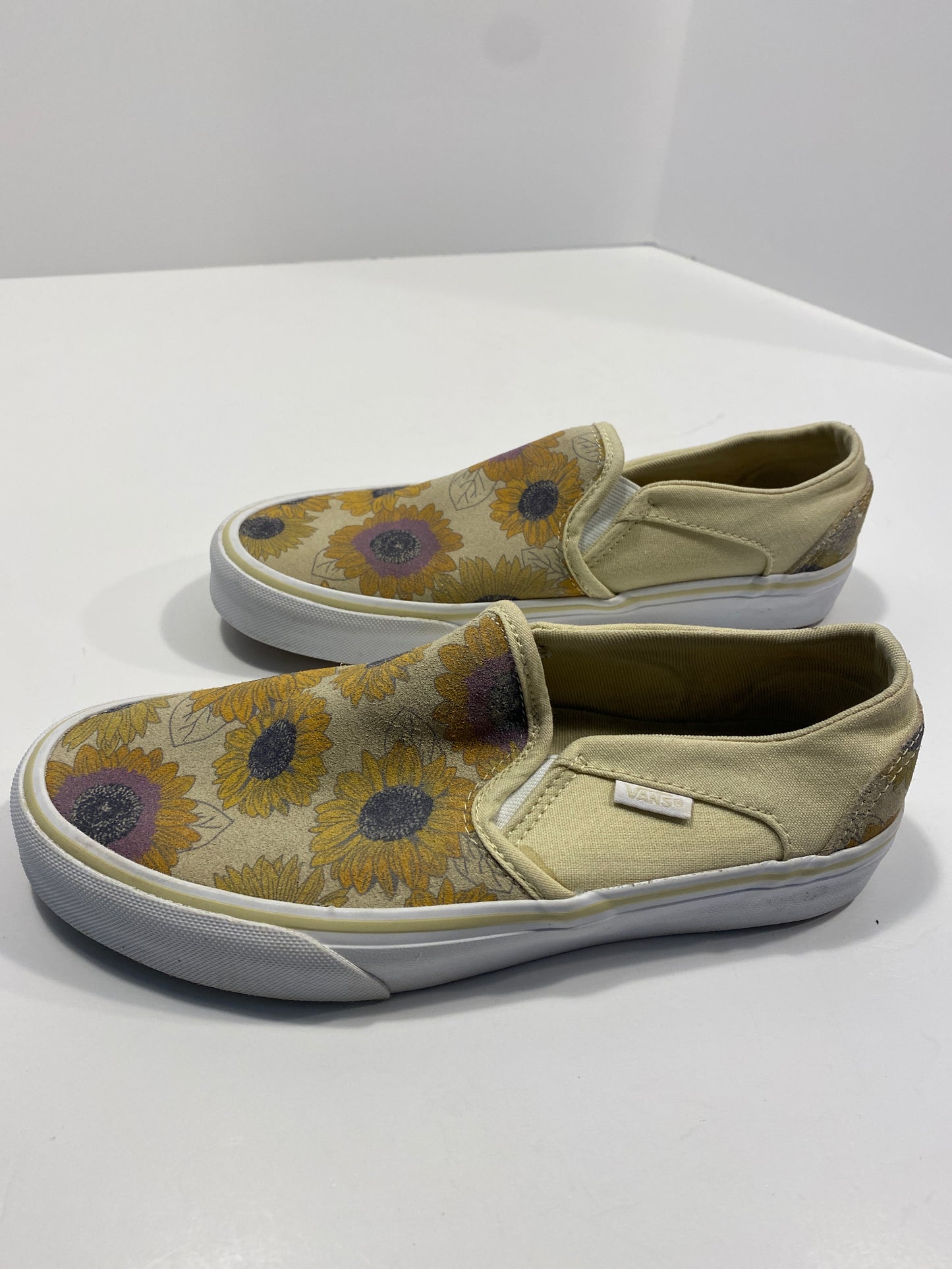 Yellow Shoes Sneakers Vans, Size 7