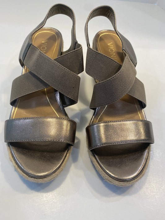 Taupe Sandals Heels Block Vionic, Size 8