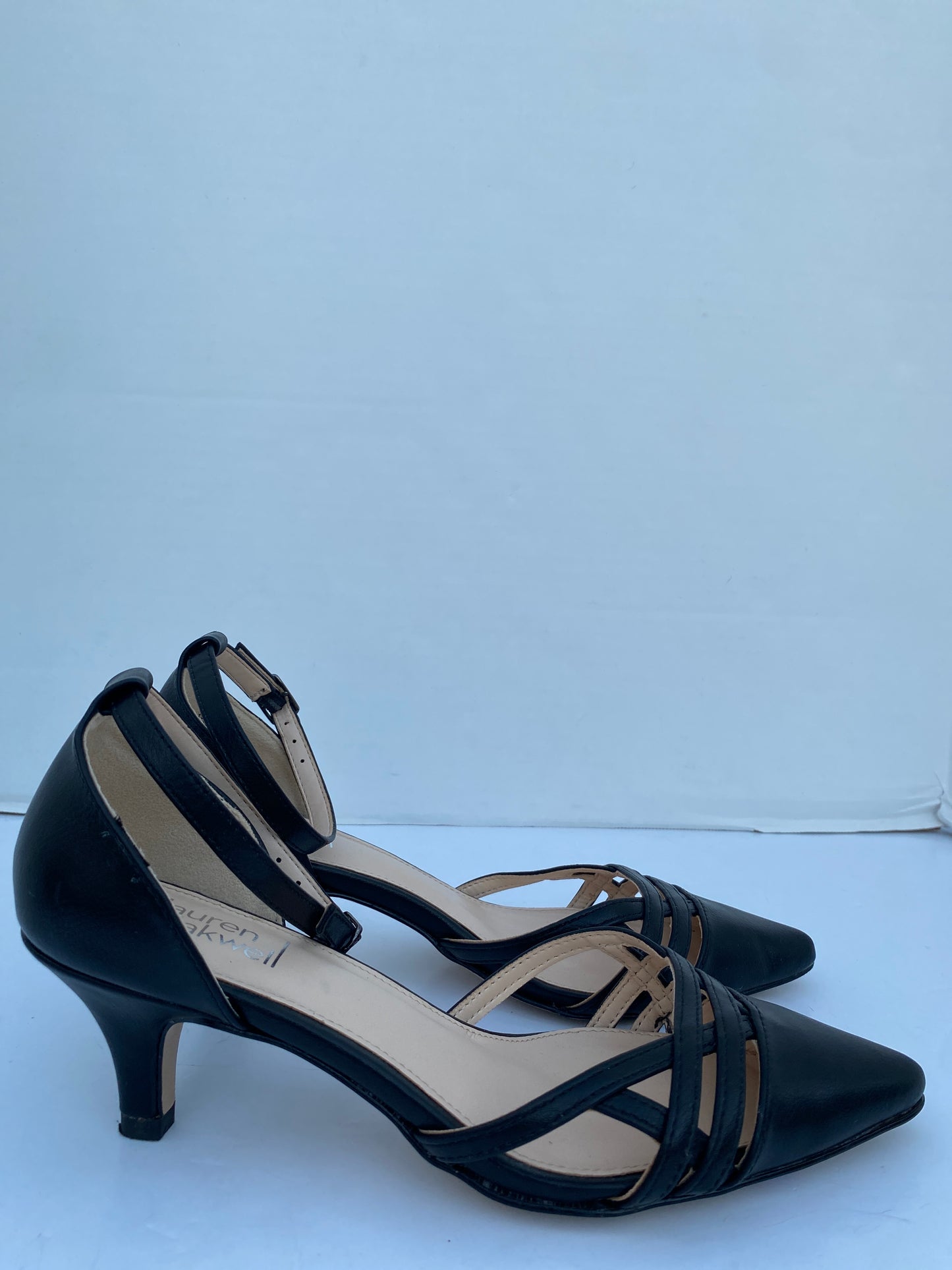 Black Shoes Heels Kitten Clothes Mentor, Size 7.5