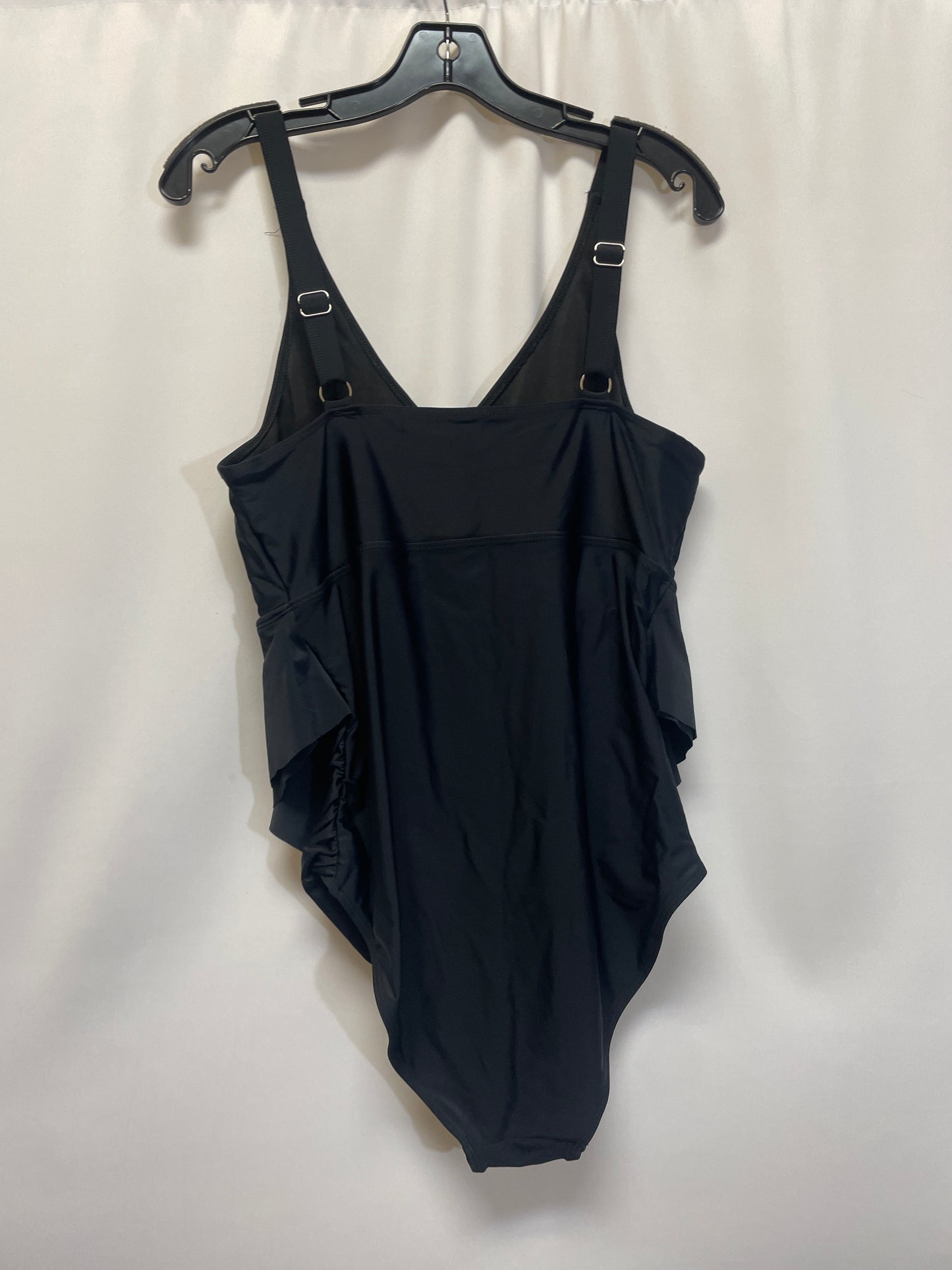 Black Swimsuit Clothes Mentor, Size L