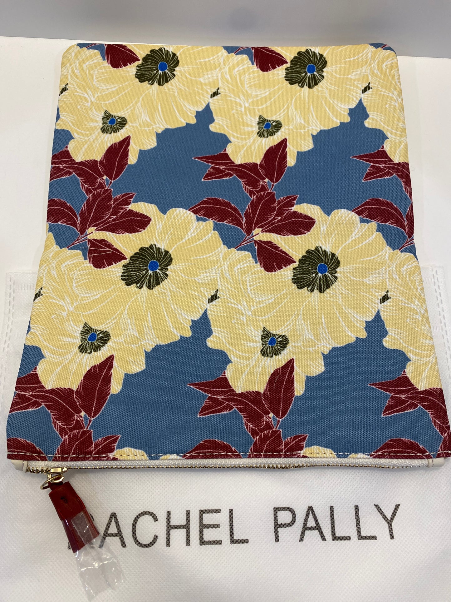 Clutch Rachel Pally, Size Large