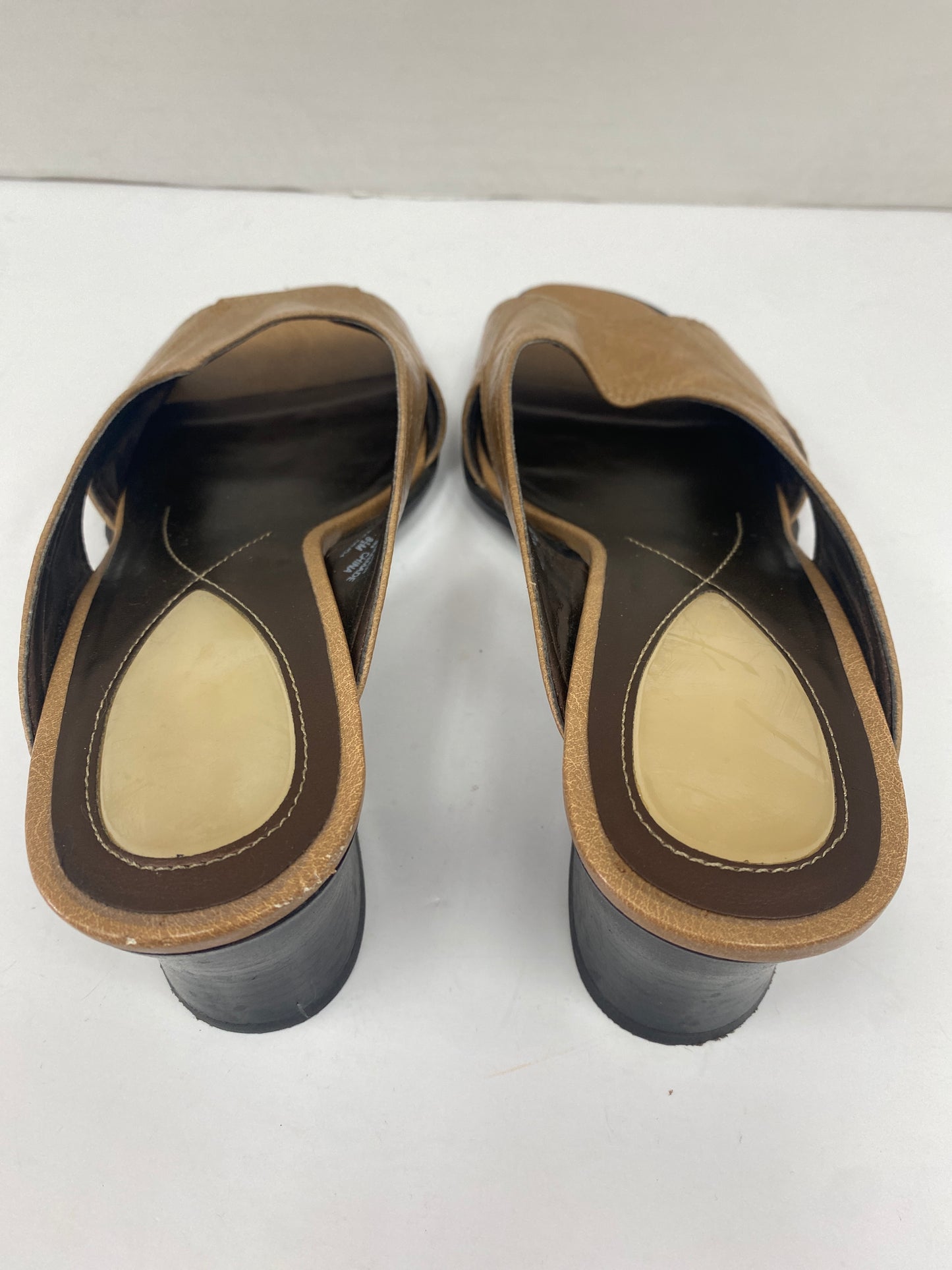 Tan Sandals Heels Block Liz Claiborne, Size 8.5