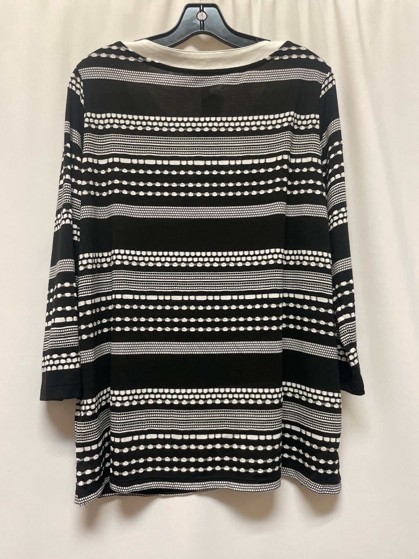 Black & White Top Sleeveless Jones New York, Size Xl