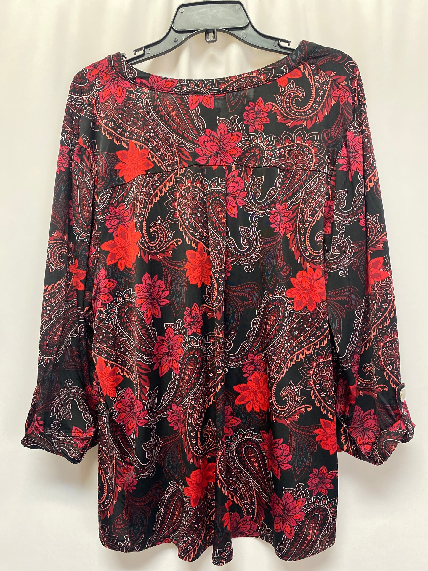 Red Top Long Sleeve Clothes Mentor, Size 3x