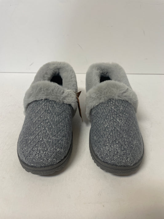 Slippers By Skechers In Grey, Size: 6