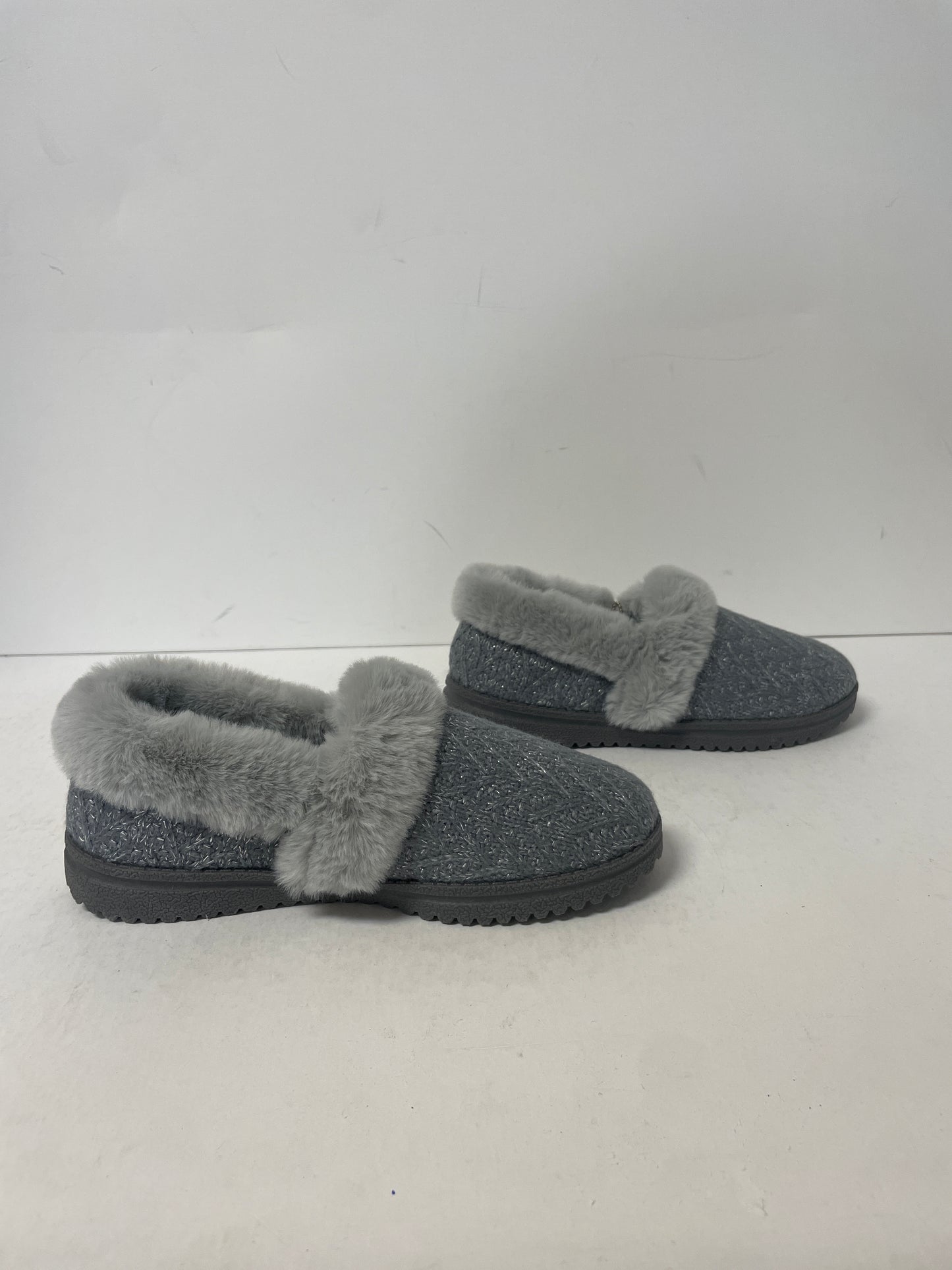 Slippers By Skechers In Grey, Size: 6