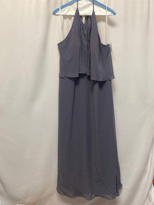 Dress Party Long By Clothes Mentor In Grey, Size: 18