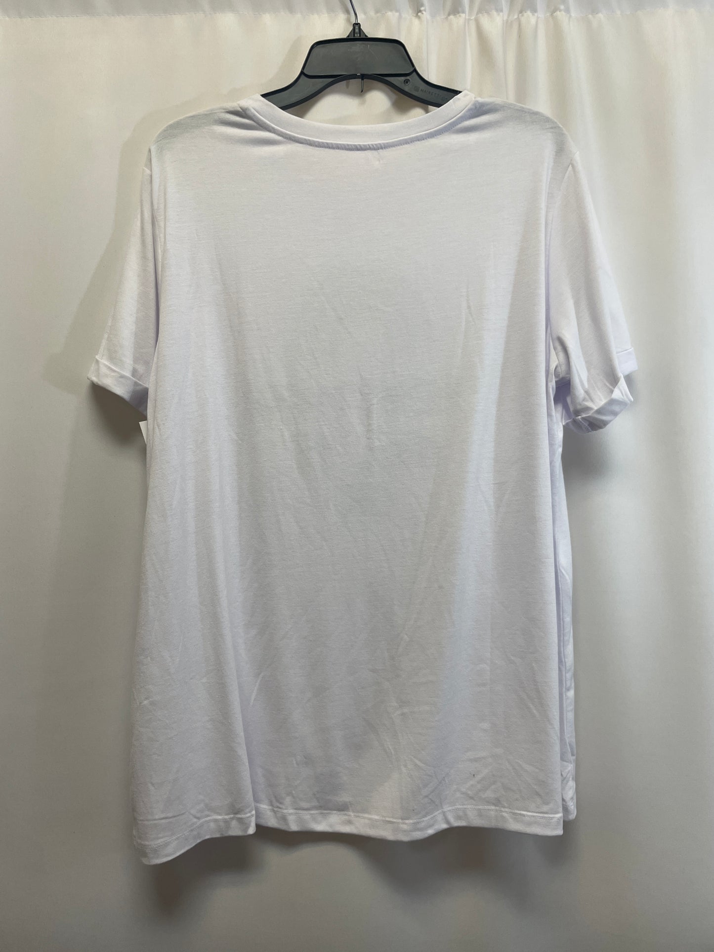 Top Short Sleeve By Clothes Mentor In White, Size: 2x