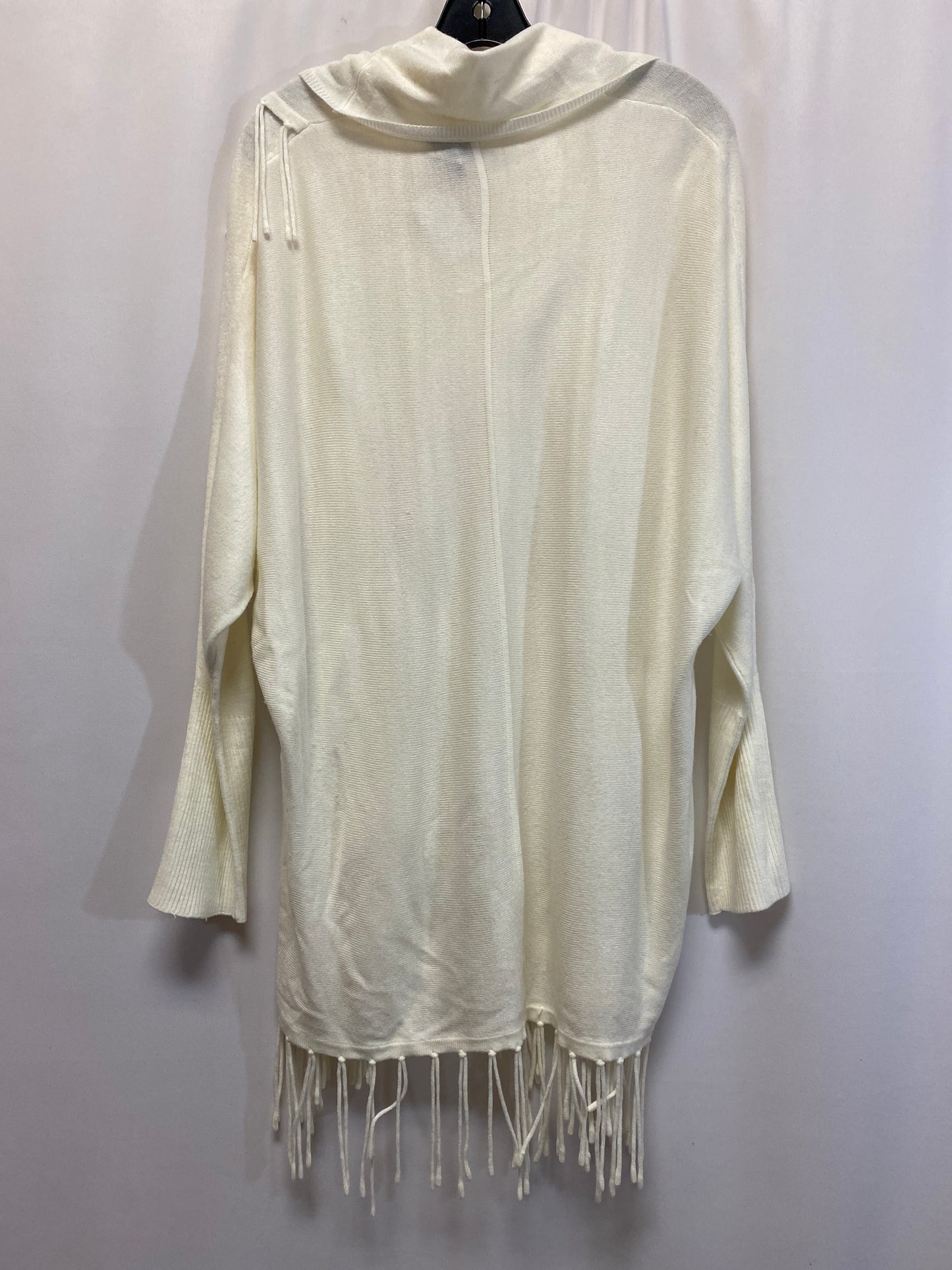 Top Long Sleeve By New Directions In Cream, Size: M