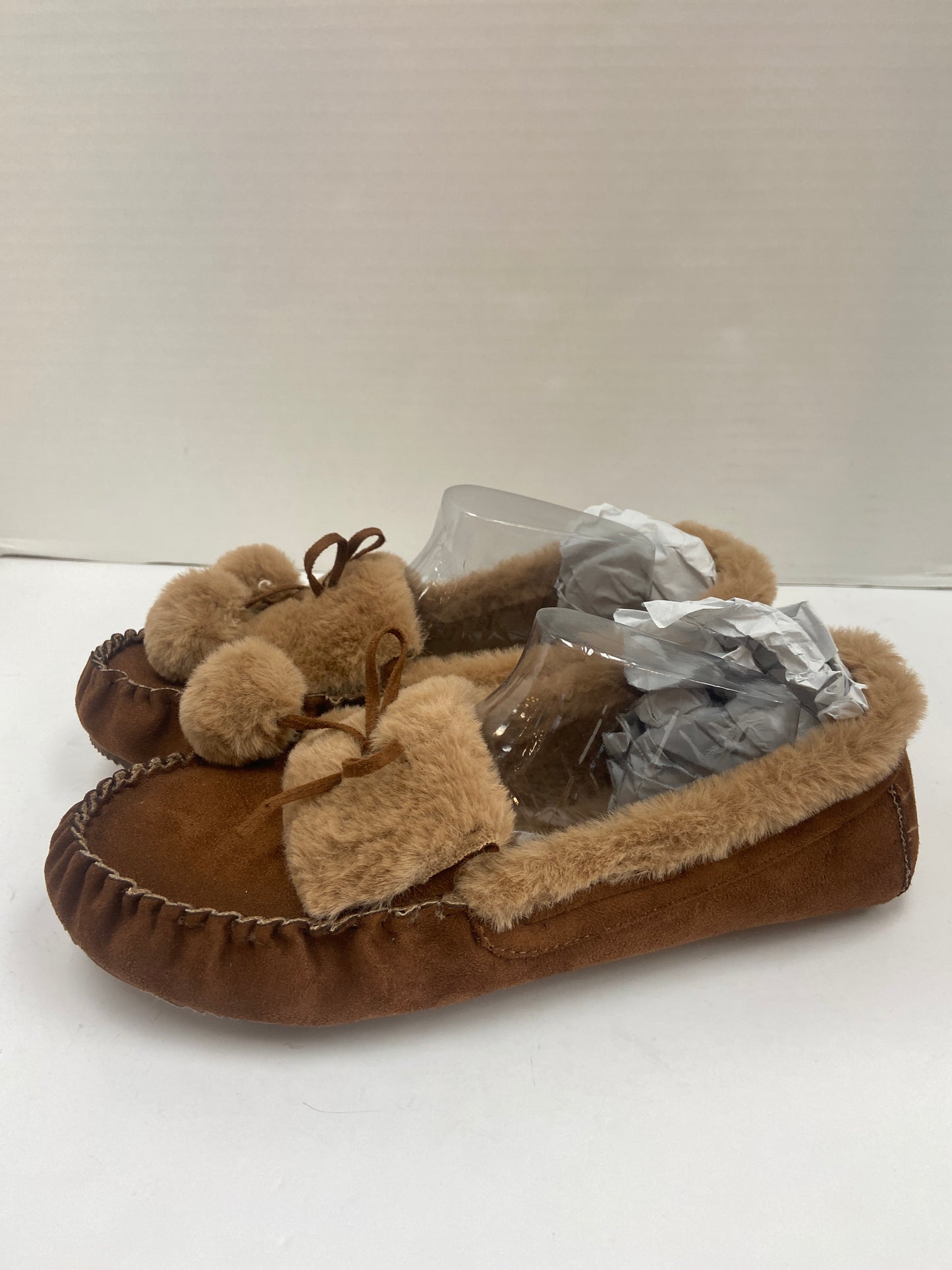 Slippers By Rouge In Brown, Size: 12