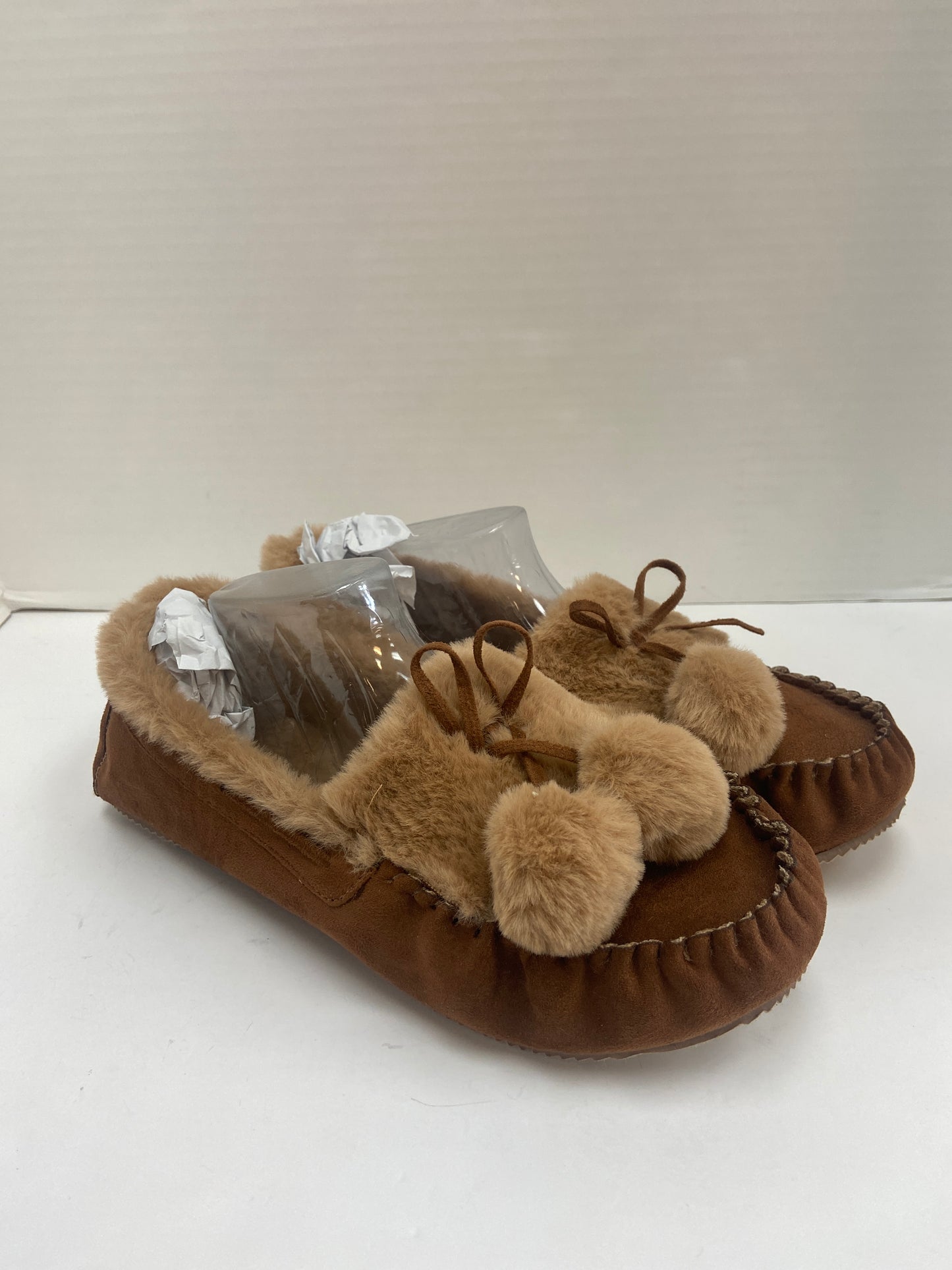 Slippers By Rouge In Brown, Size: 12