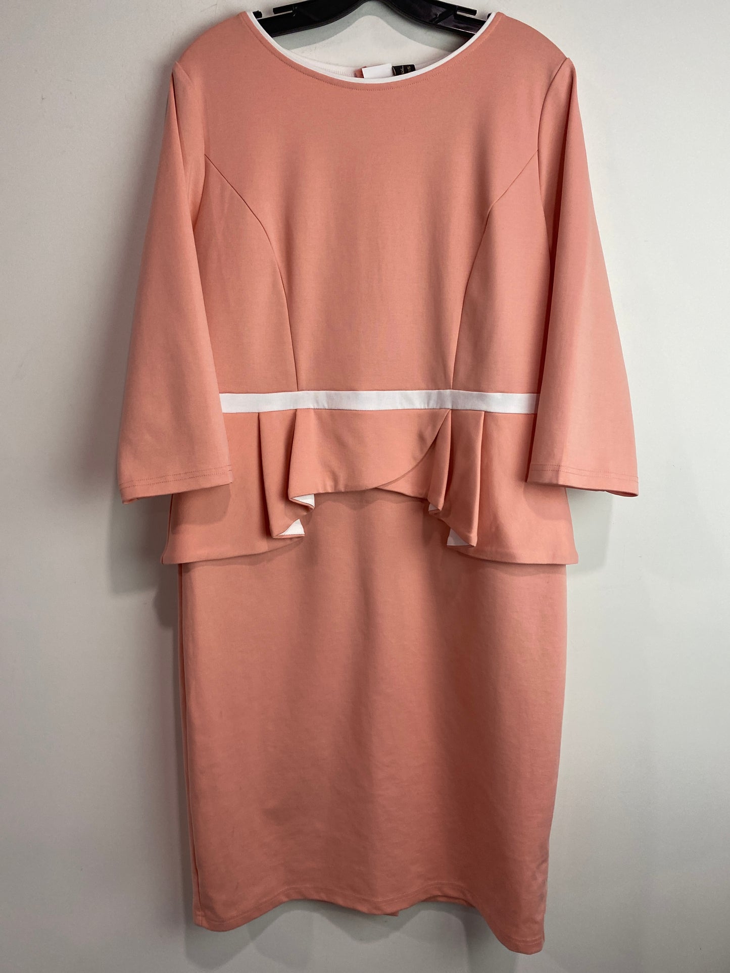 Dress Casual Midi By Clothes Mentor In Peach, Size: Xxl