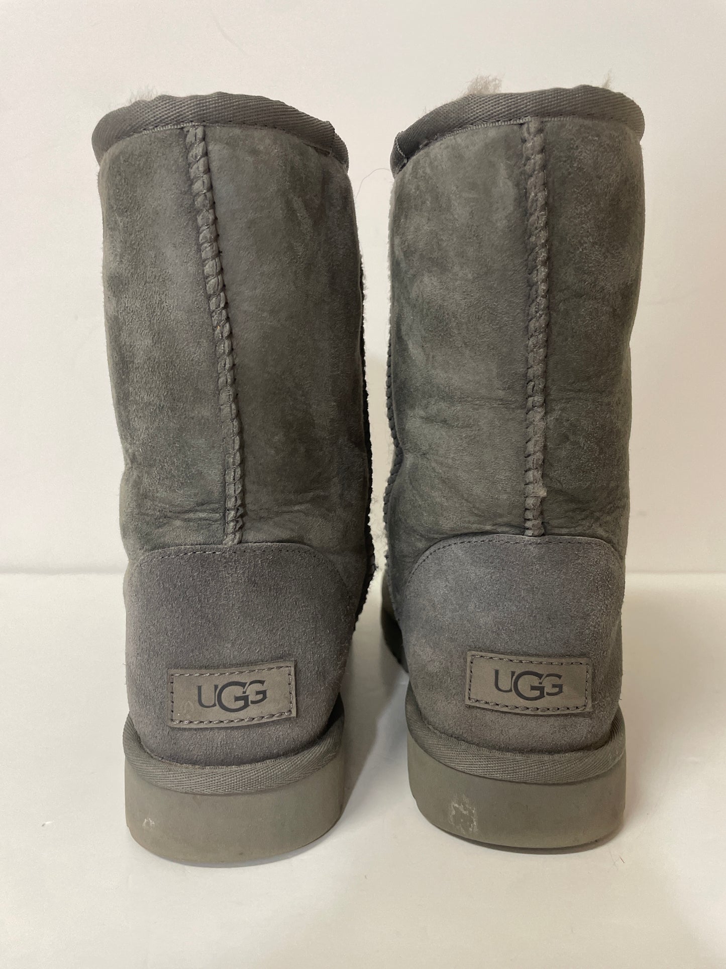 Boots Mid-calf Flats By Ugg In Grey, Size: 9