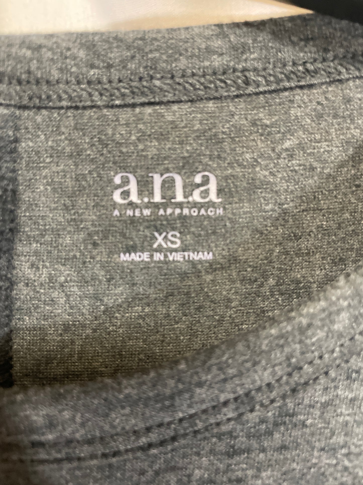 Top 3/4 Sleeve By Ana In Grey, Size: Xs