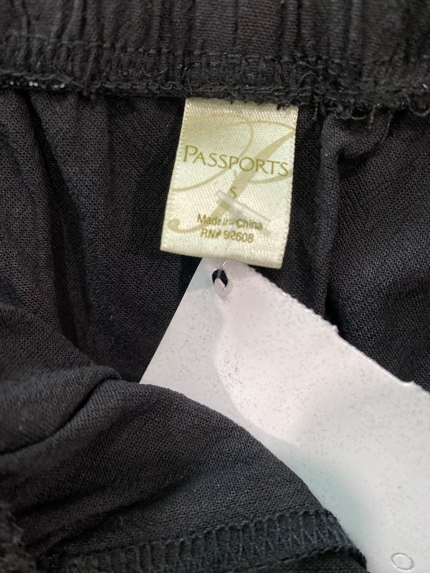 Capris By Passport In Black, Size: S