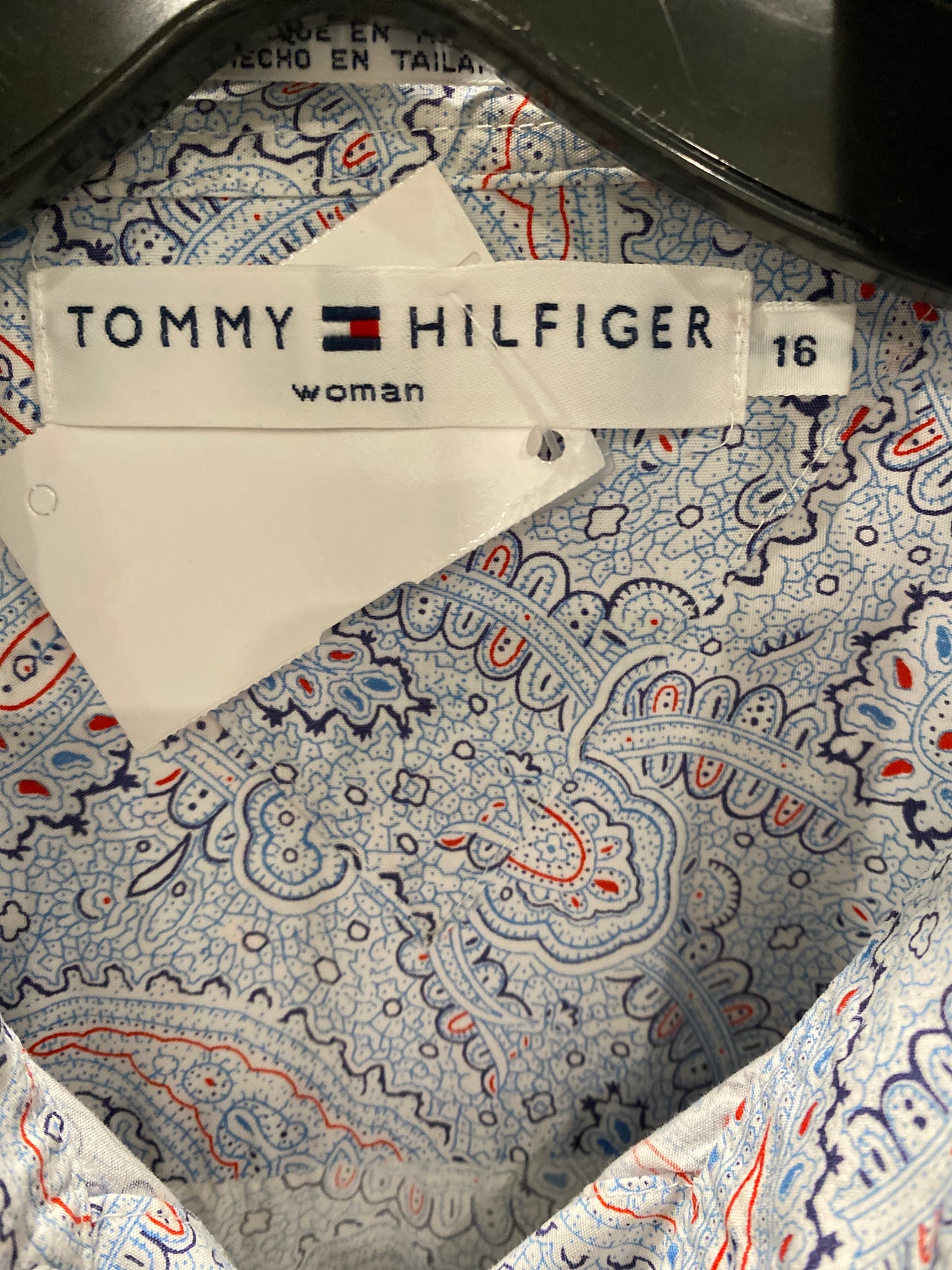 Top Long Sleeve By Tommy Hilfiger In Blue, Size: Xl