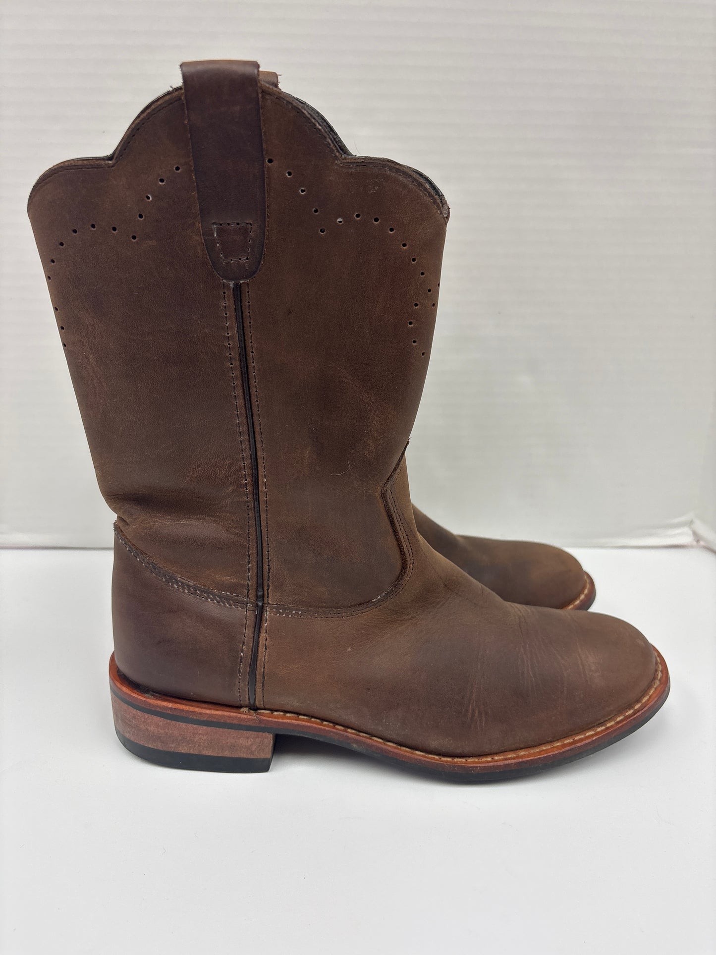 Boots Western By Clothes Mentor In Tan, Size: 9.5