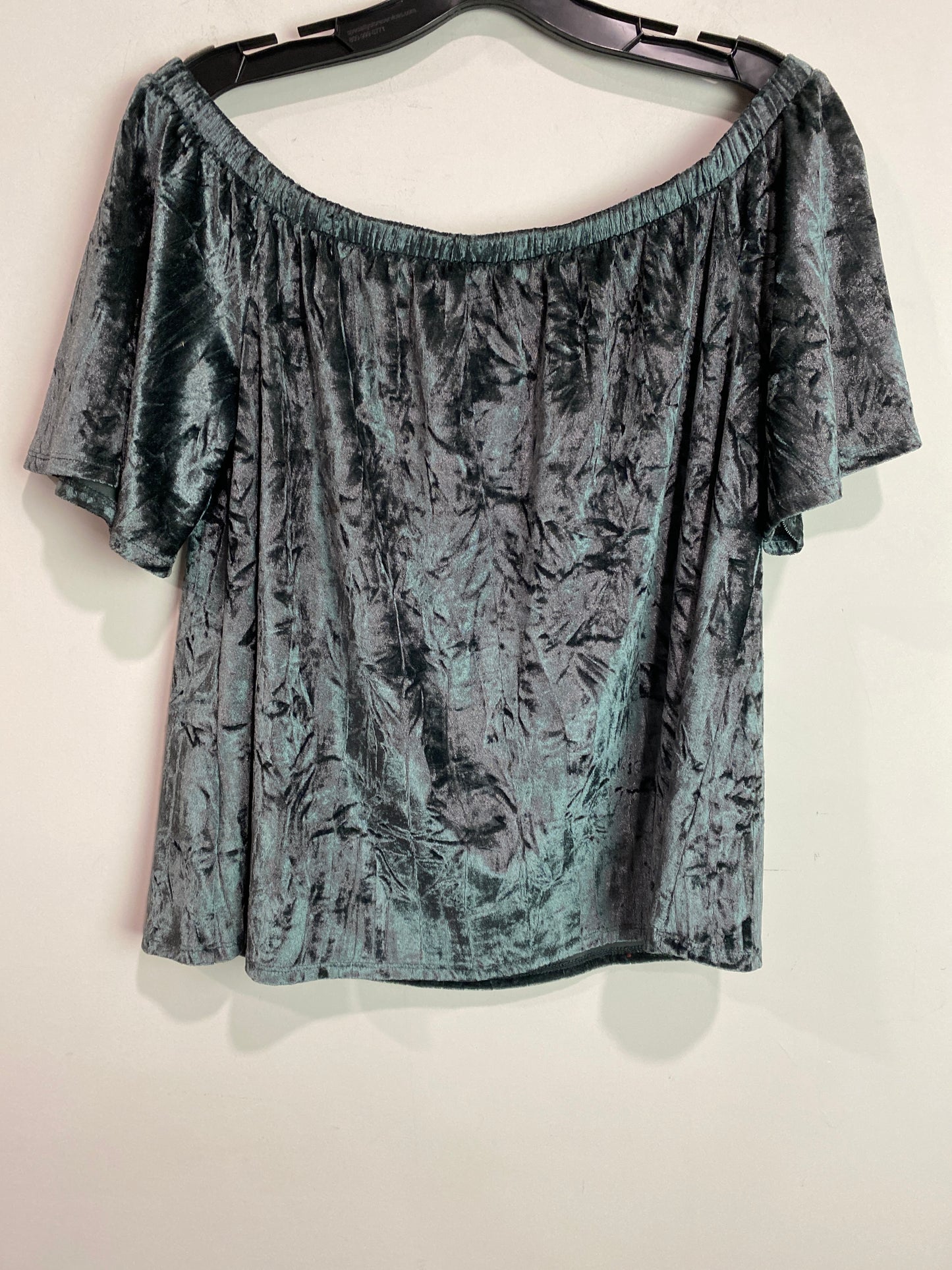 Top Short Sleeve By Knox Rose In Green, Size: Xs