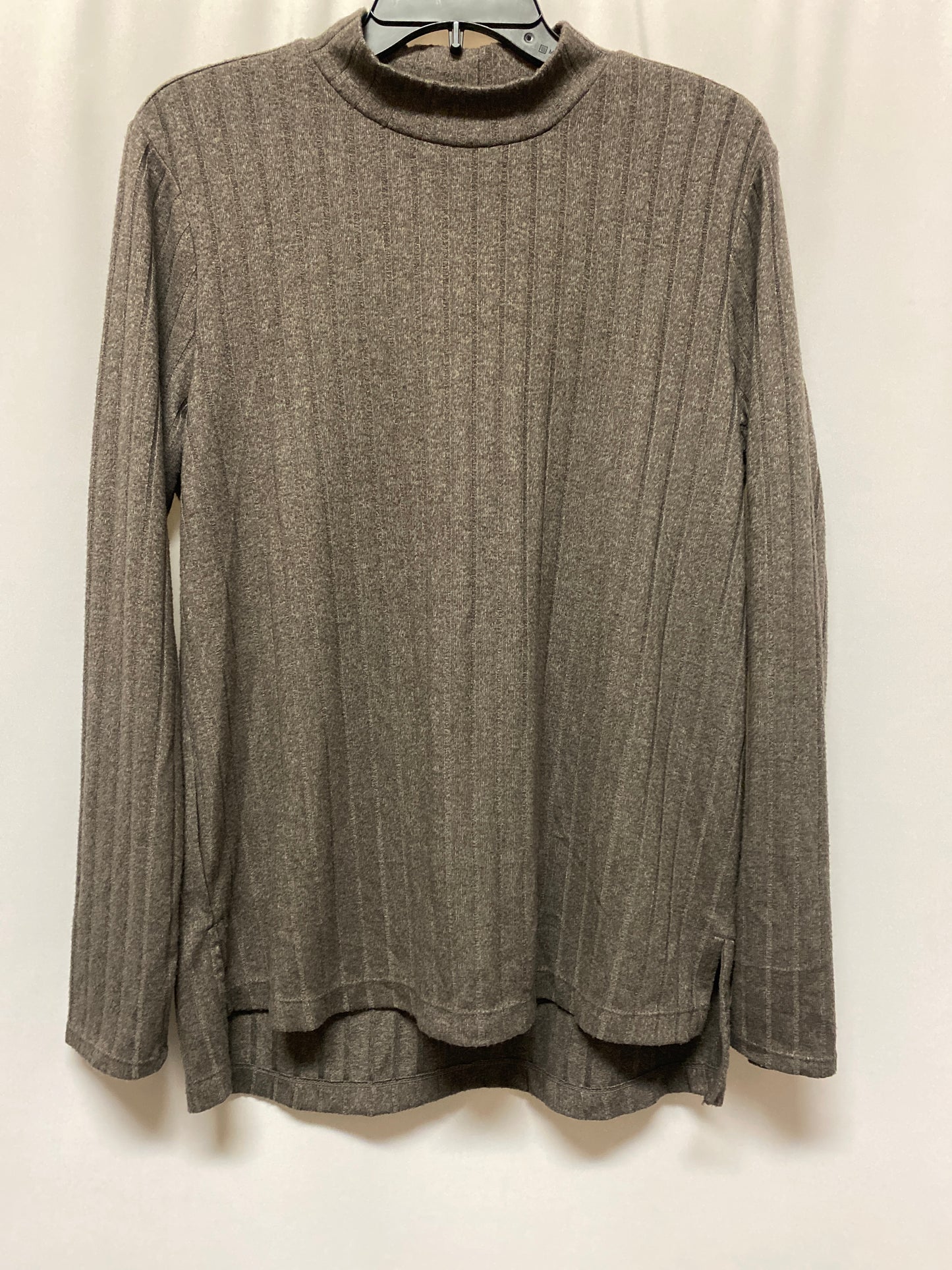 Top Long Sleeve By Matty M In Grey, Size: M