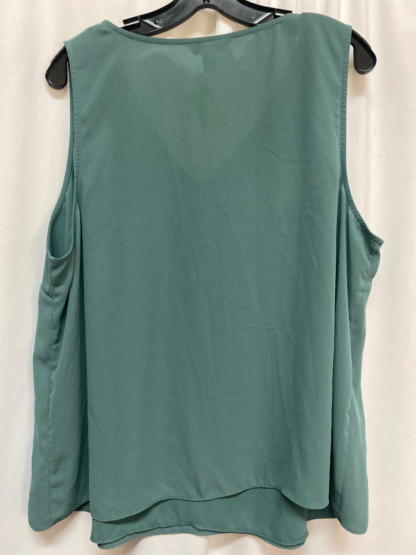 Top Sleeveless By Nine West In Green, Size: 1x