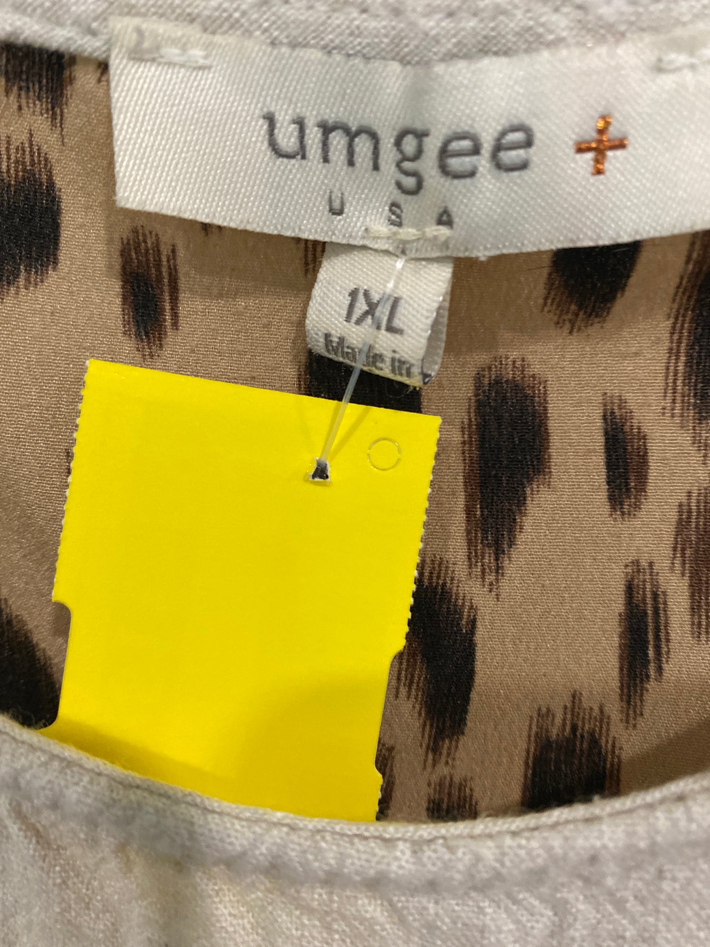 Top Short Sleeve By Umgee In Animal Print, Size: 1x