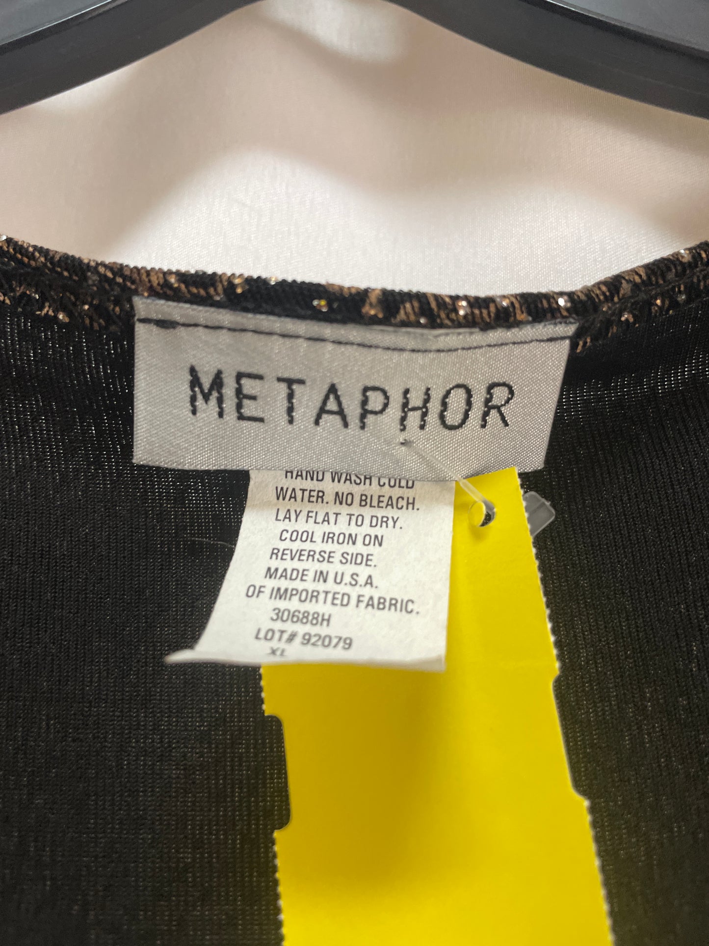 Top Long Sleeve By Metaphor In Gold, Size: Xl