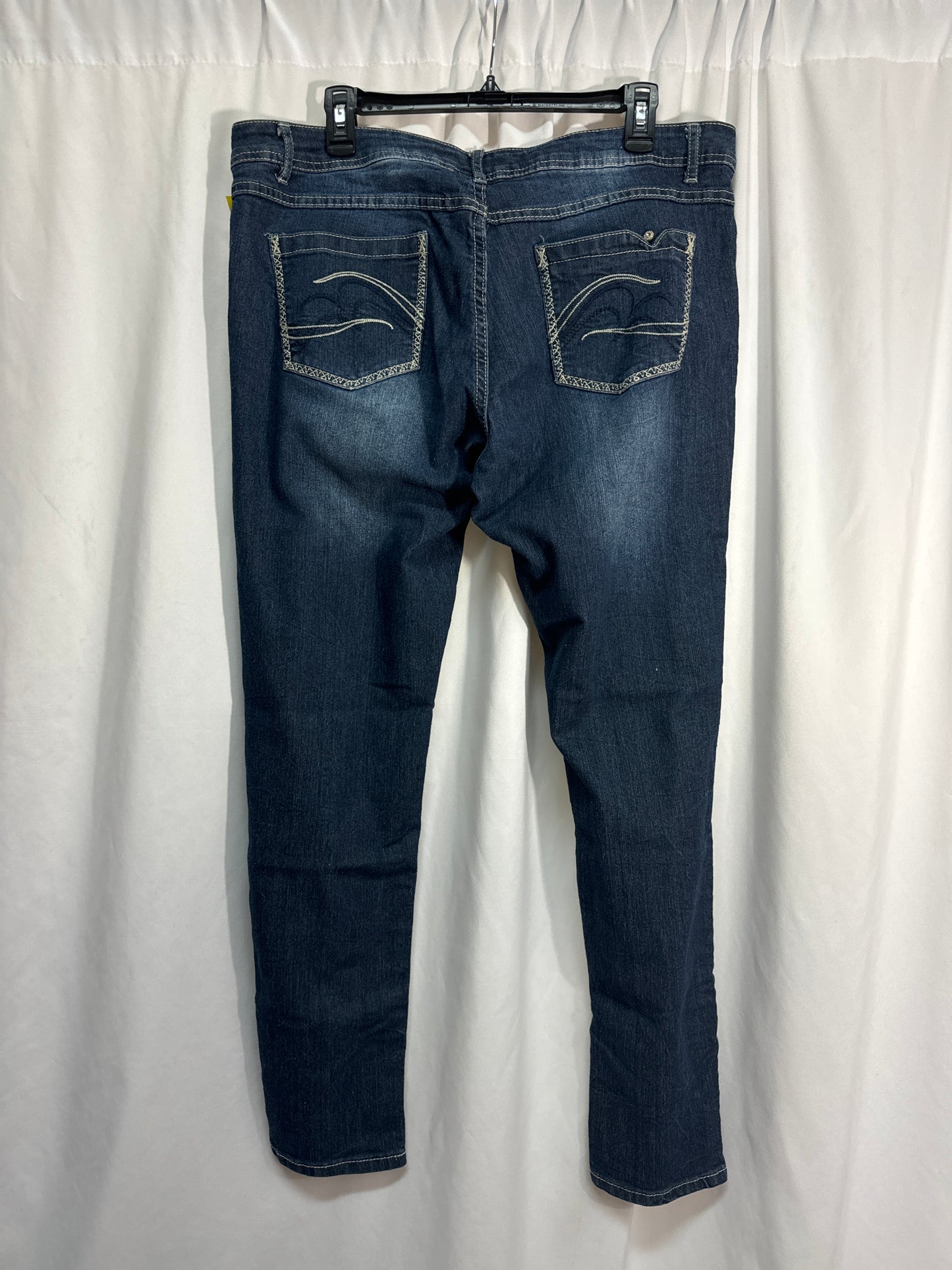 Jeans Straight By Clothes Mentor In Blue, Size: 18